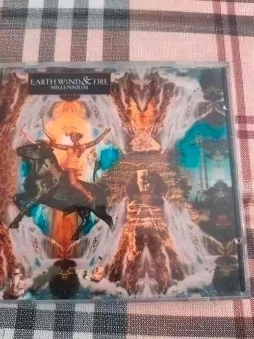 Earth Wind & Fire - Millennium CD, Ophalen of Verzenden