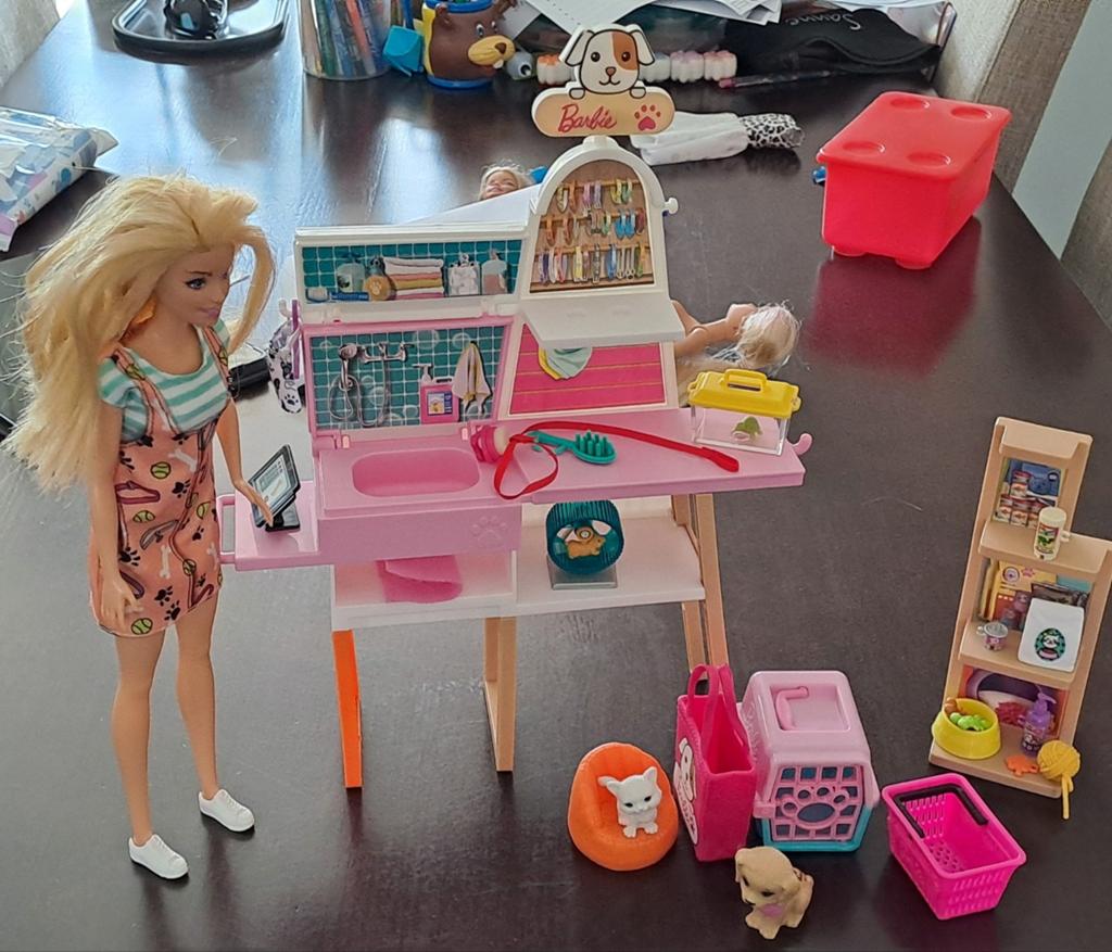 Barbie dierenwinkel speelset - Zo goed als nieuw, Kinderen en Baby's, Speelgoed | Poppen, Ophalen of Verzenden, Zo goed als nieuw