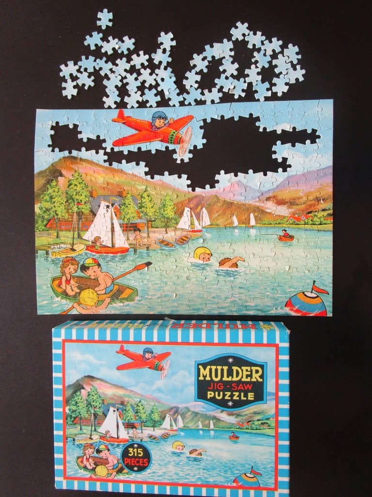 Mulder puzzel - Zeilboten en vliegtuigje bij rivier - 315 st, Ophalen of Verzenden, Minder dan 500 stukjes, Gebruikt, Legpuzzel