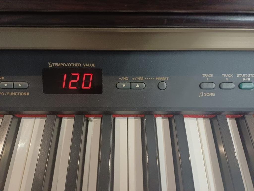 Yamaha CLP-120 digitale piano-incl. kruk, Muziek en Instrumenten, Piano's, Gebruikt, Bruin, ., Digitaal
