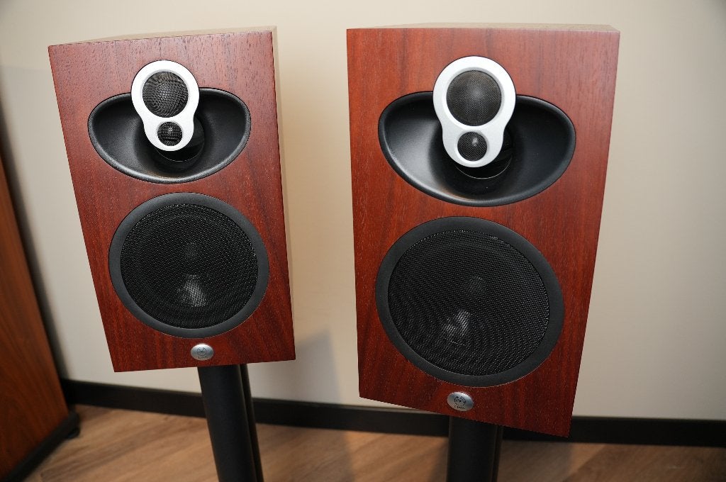Linn Majik 109 speakers, monitor luidsprekers, Rosenut, Overige merken, Ophalen of Verzenden, Zo goed als nieuw, 60 tot 120 watt