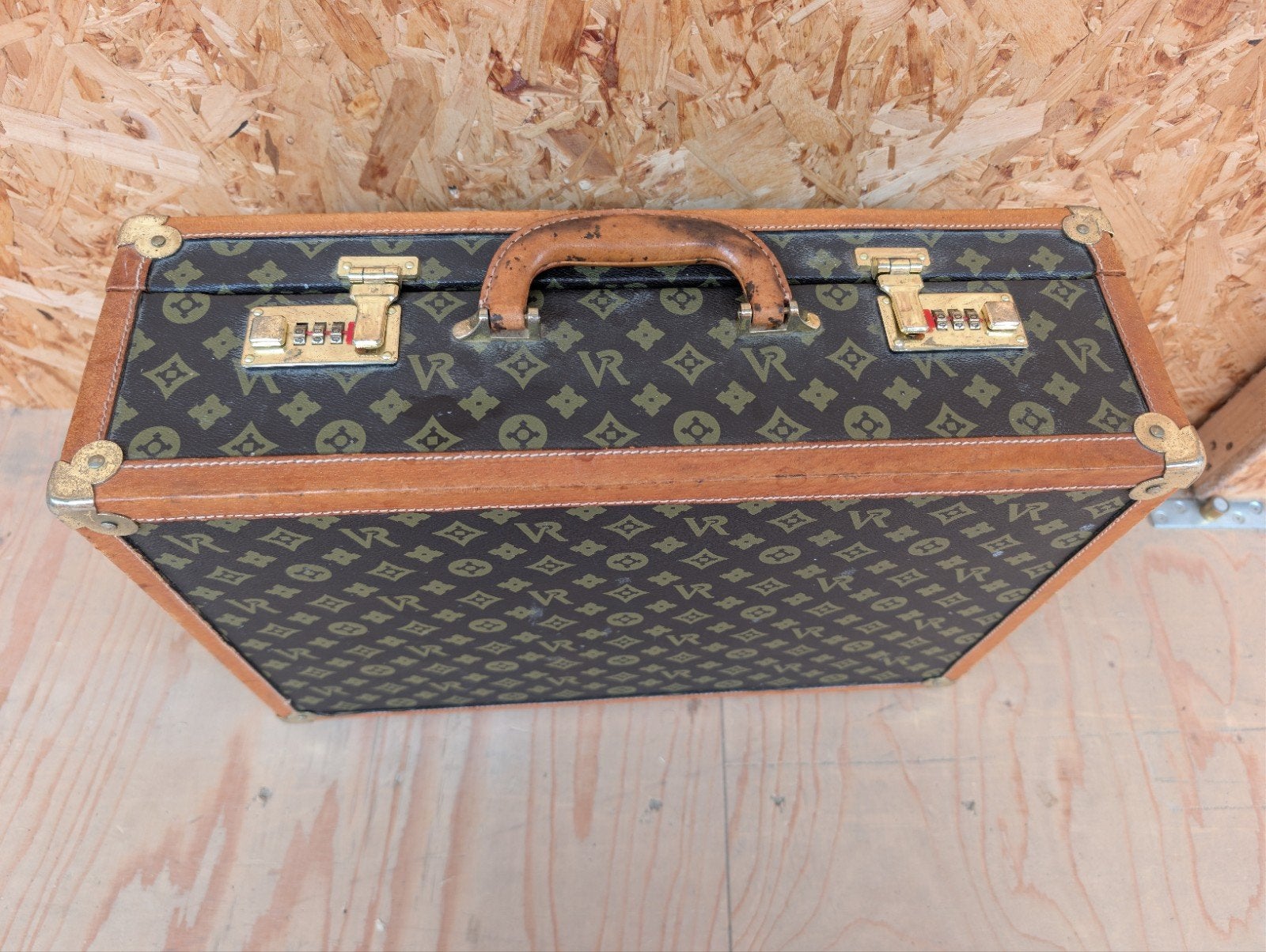 VR Diann Koffer - Vintage (Louis Vuitton style), Ophalen of Verzenden, Leer, Minder dan 50 cm