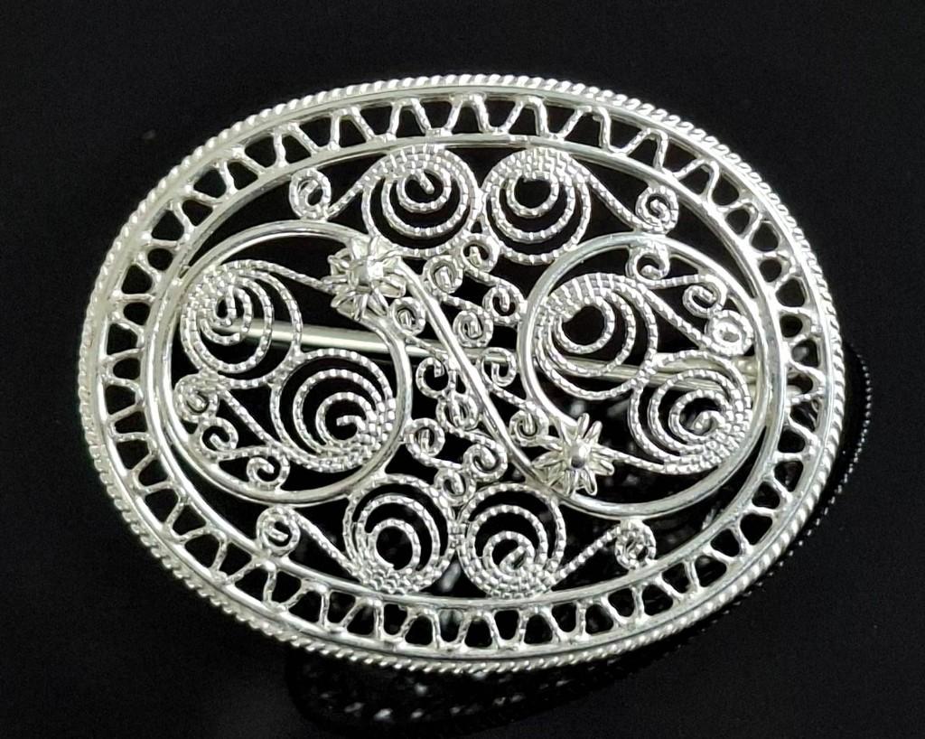Schitterende Ovale Sterling Zilver Filigrein Broche, Sieraden, Tassen en Uiterlijk, Antieke sieraden, Ophalen of Verzenden, Zilver