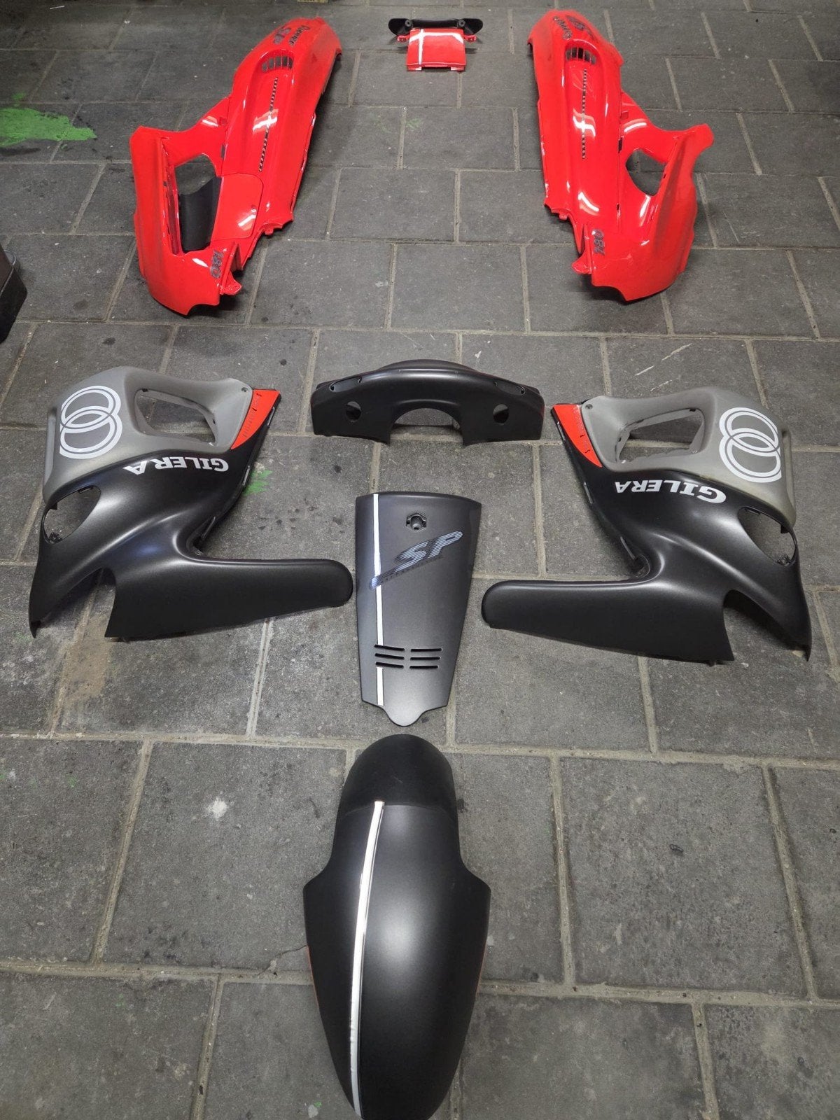Gilera runner kappenset sp fluo rosso 125 180 kappen NIEUW, Ophalen
