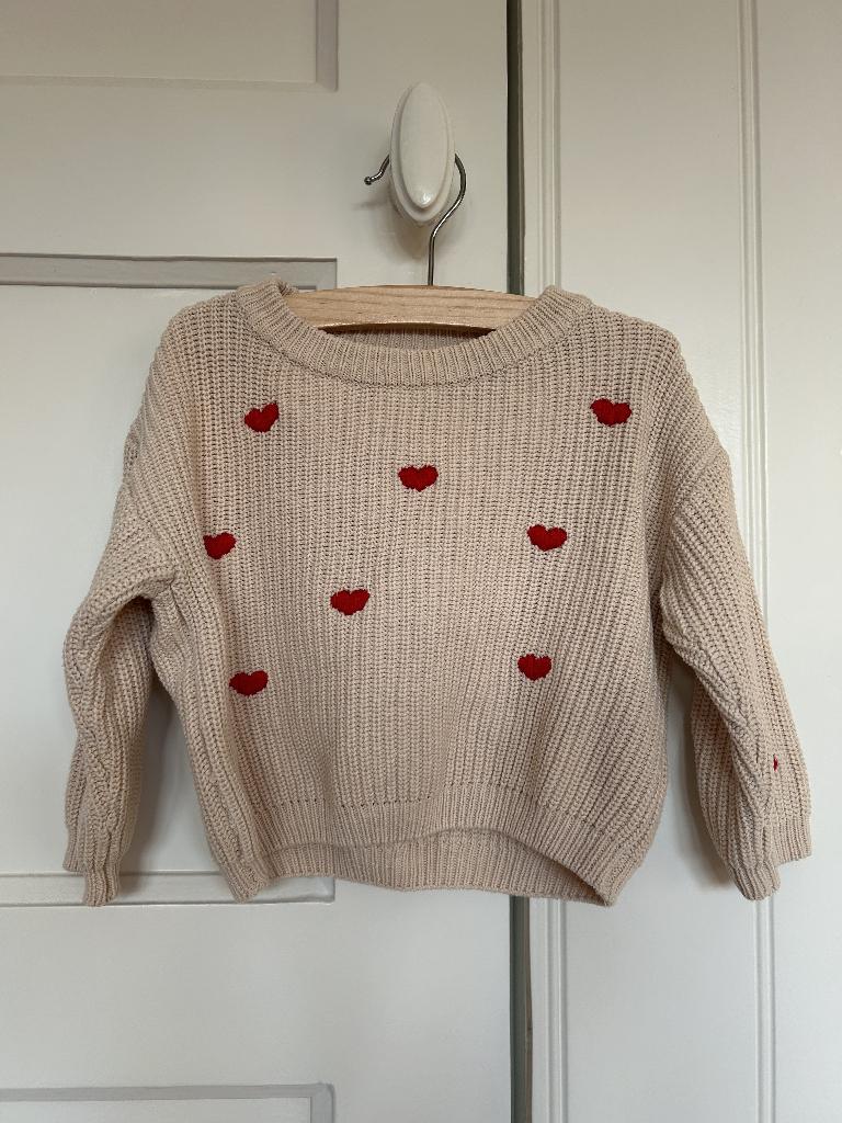 Schattige trui met hartjes - Maat 74, Ophalen of Verzenden, Zo goed als nieuw, Meisje, Truitje of Vestje