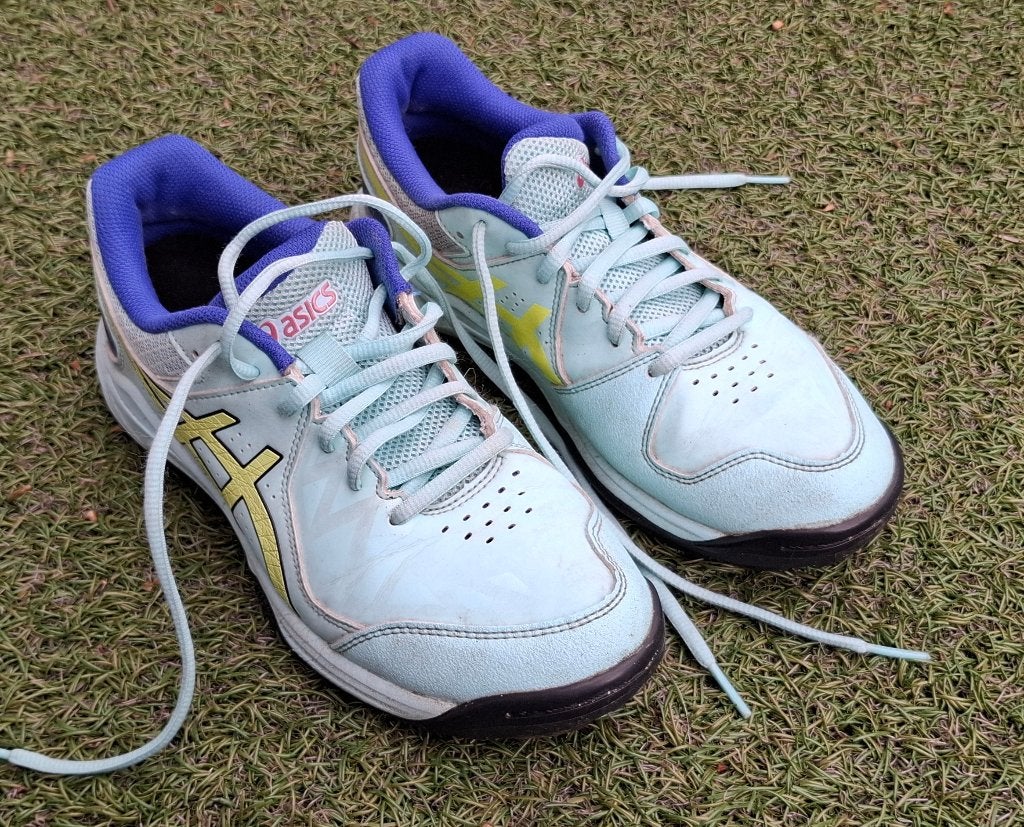 Asics Veldschoenen maat 38, Sport en Fitness, Hockey, Ophalen of Verzenden, Zo goed als nieuw, Schoenen