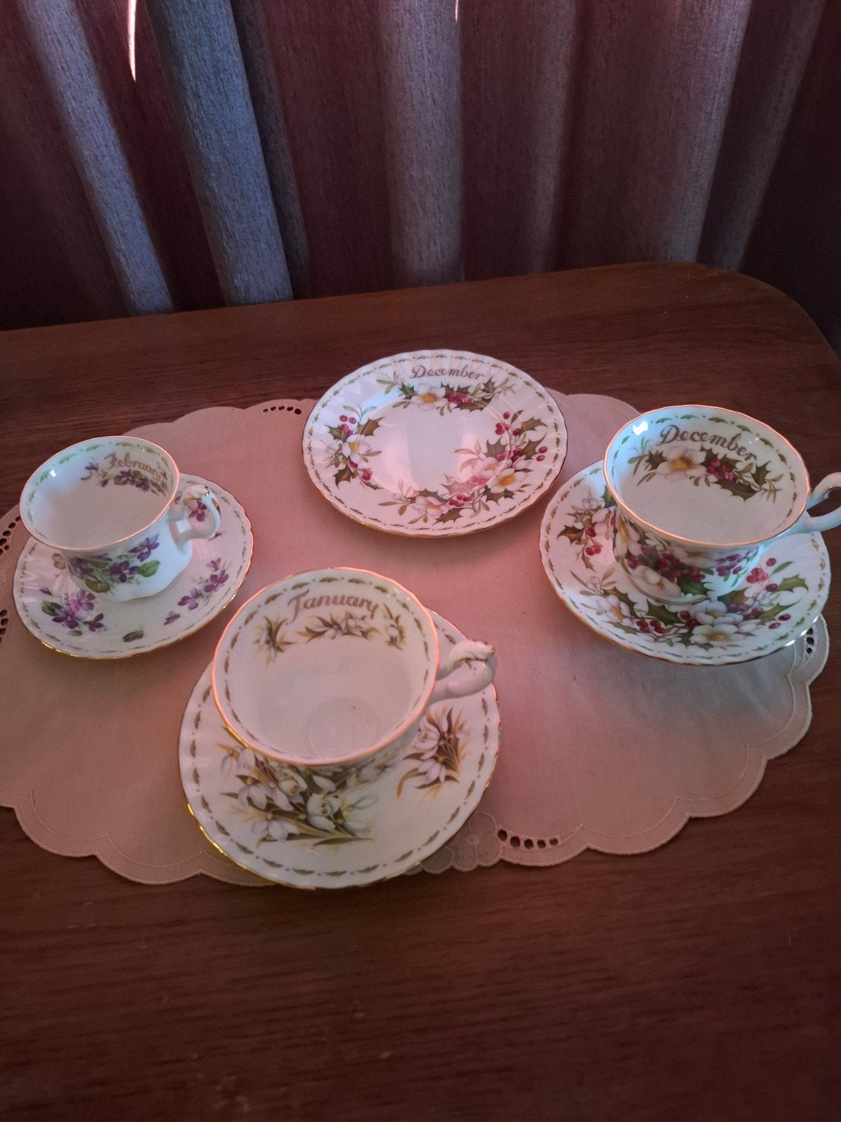 Diverse Royal Albert Kopjes van de Maand Collectie, Ophalen of Verzenden