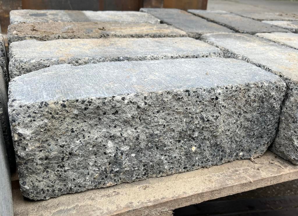 Muurblokken - splitrock trommel grijs/antraciet 32x13x11cm, Ophalen, Blok, Nieuw, Minder dan 25 cm