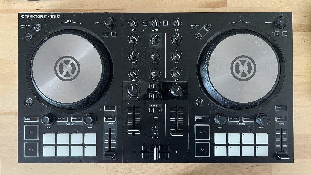 Native Instruments Traktor Kontrol S2 MK3, Ophalen of Verzenden, Zo goed als nieuw, Draaitafel, Overige merken