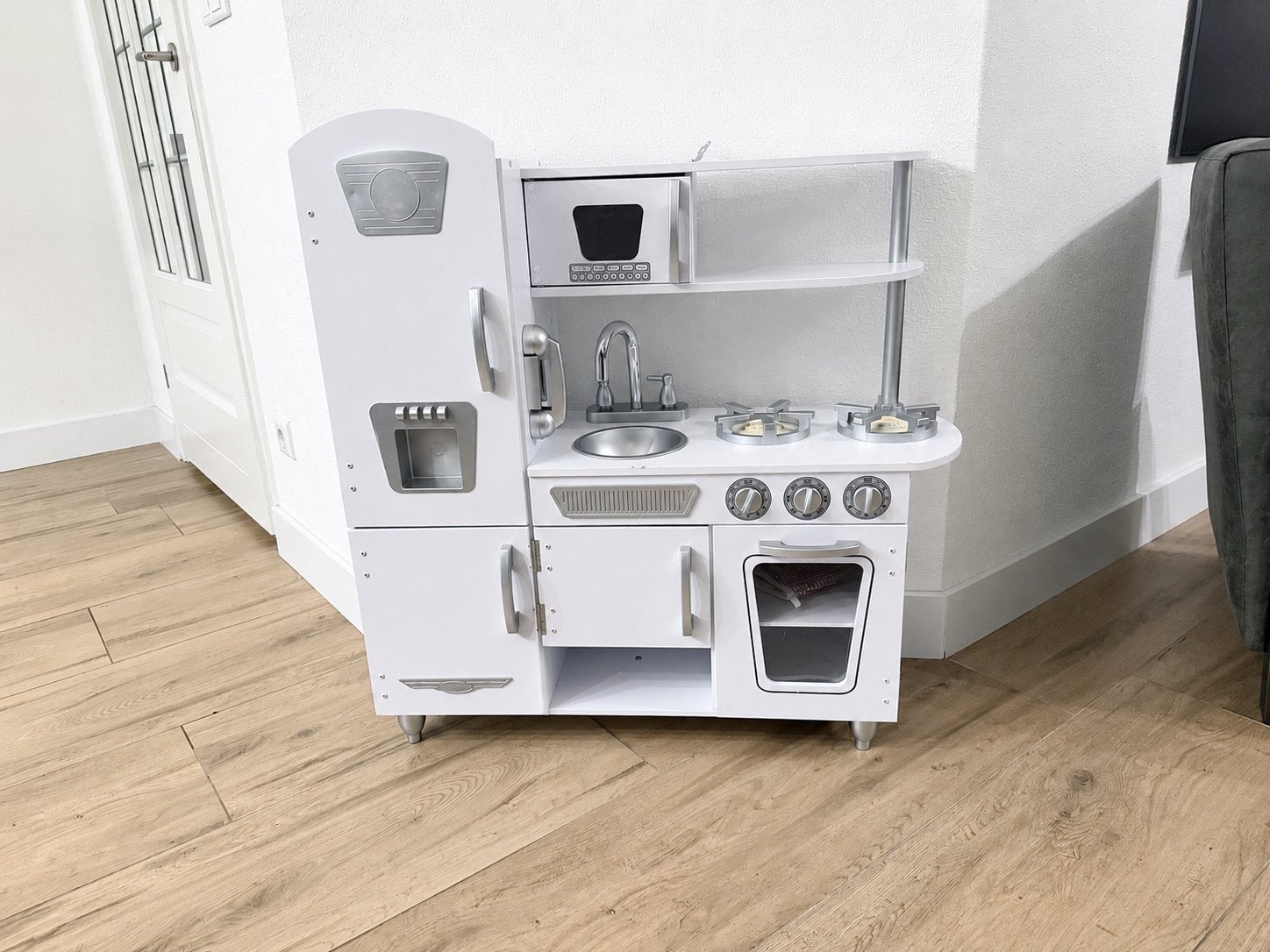 Kidkraft wit Grote houten speelkeuken met accessoires, Kinderen en Baby's, Speelgoed | Speelkeukens, Ophalen, Zo goed als nieuw