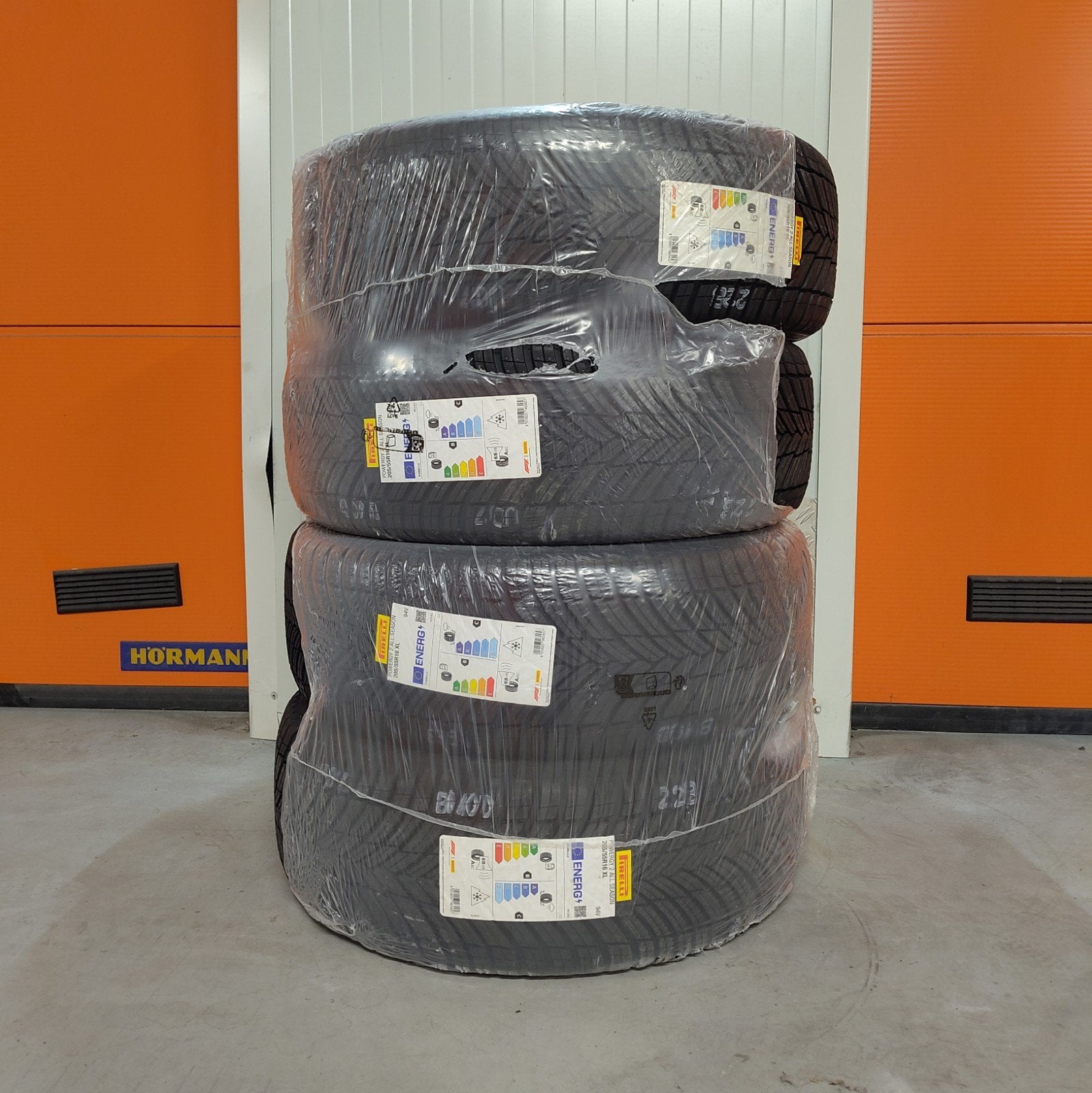 ACTIE! 205/55R16 94V Pirelli Powergy 2 All Season - NIEUWE, Auto-onderdelen, 16 inch, Nieuw, All Season, Band(en)