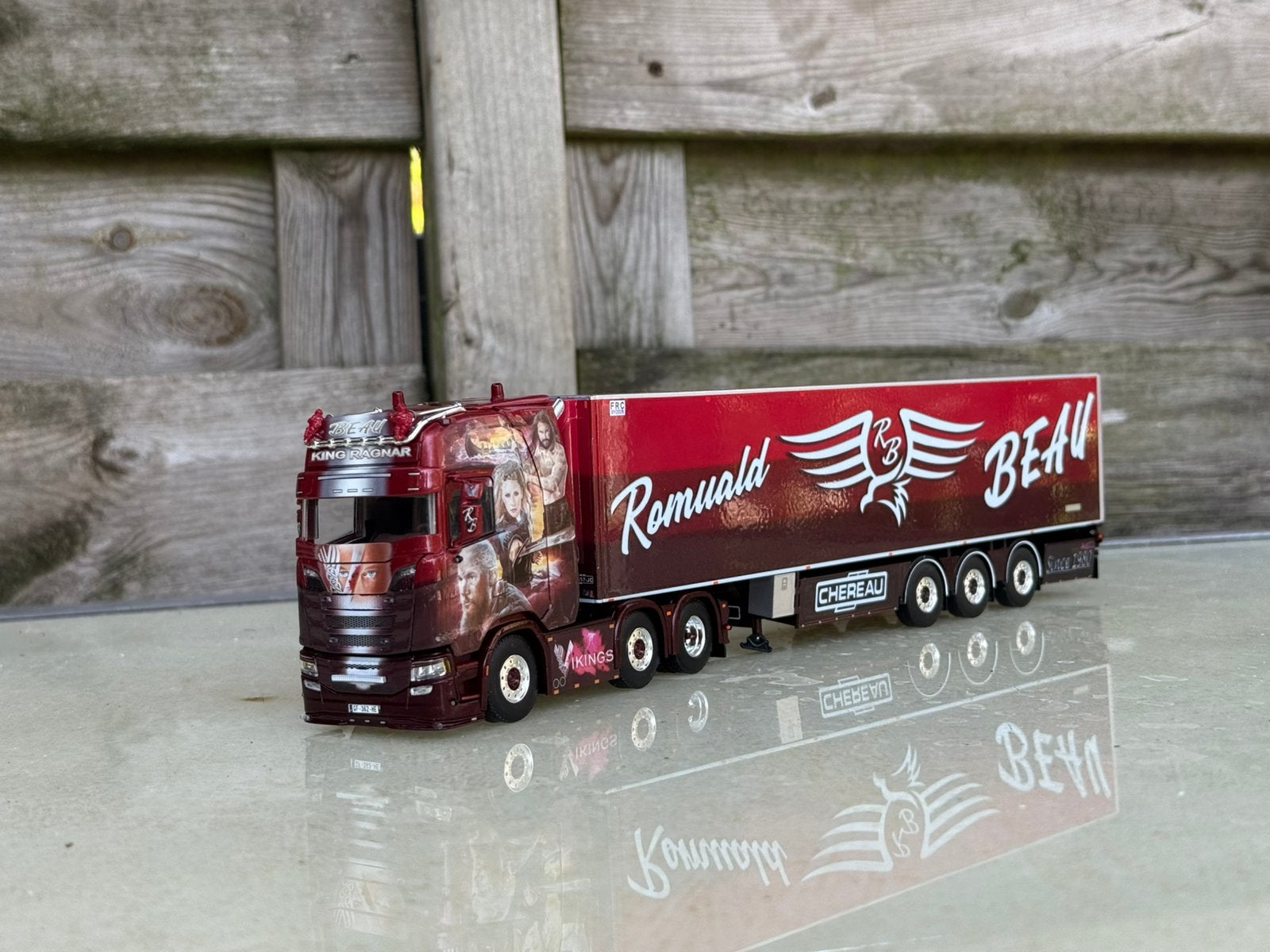 TRANSPORT BEAU (ALASKAN MALAMUTE); SCANIA, Hobby en Vrije tijd, Modelauto's | 1:50, Ophalen of Verzenden, Zo goed als nieuw, Bus of Vrachtwagen
