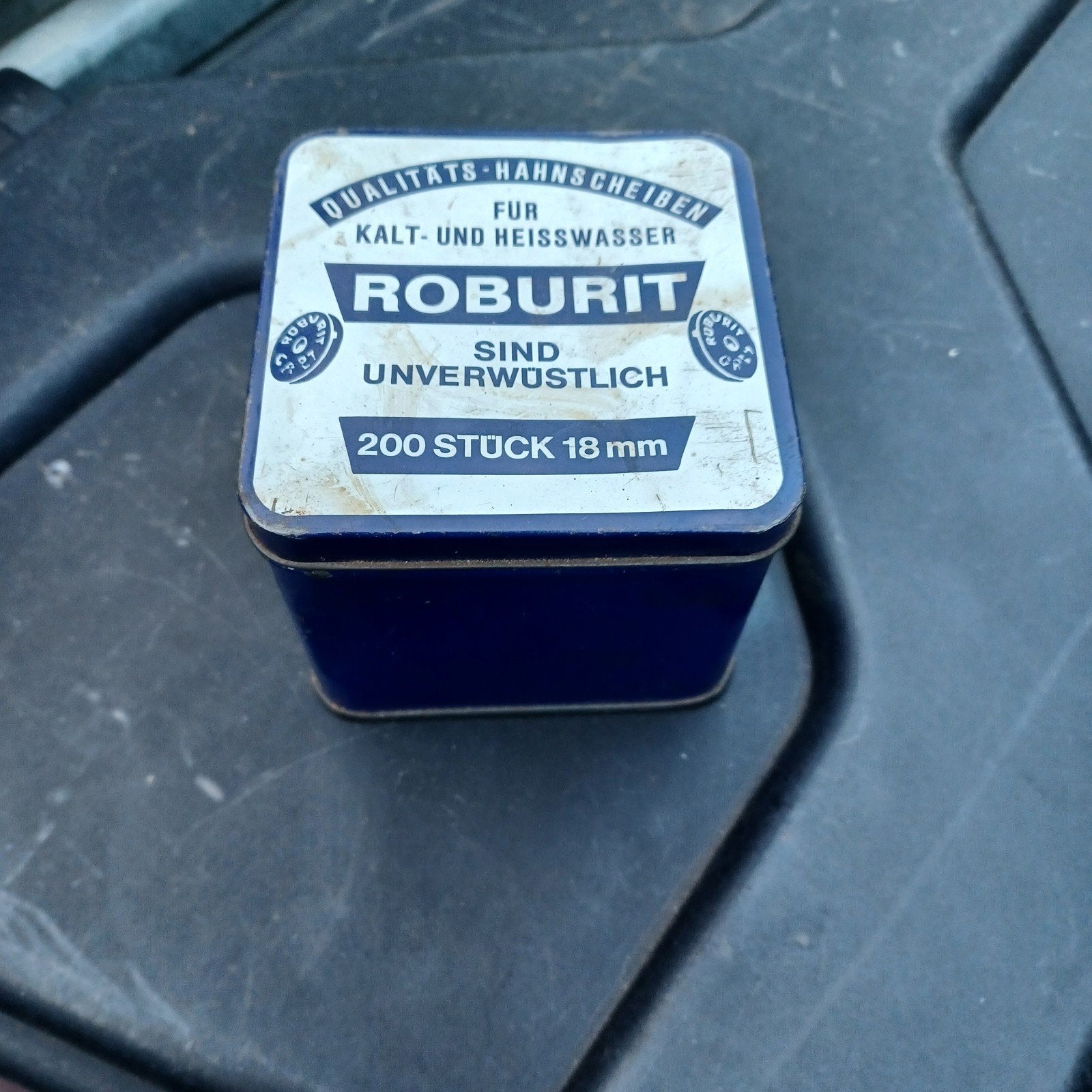ROBURIT blikje, Ophalen of Verzenden, Gebruikt, Overige