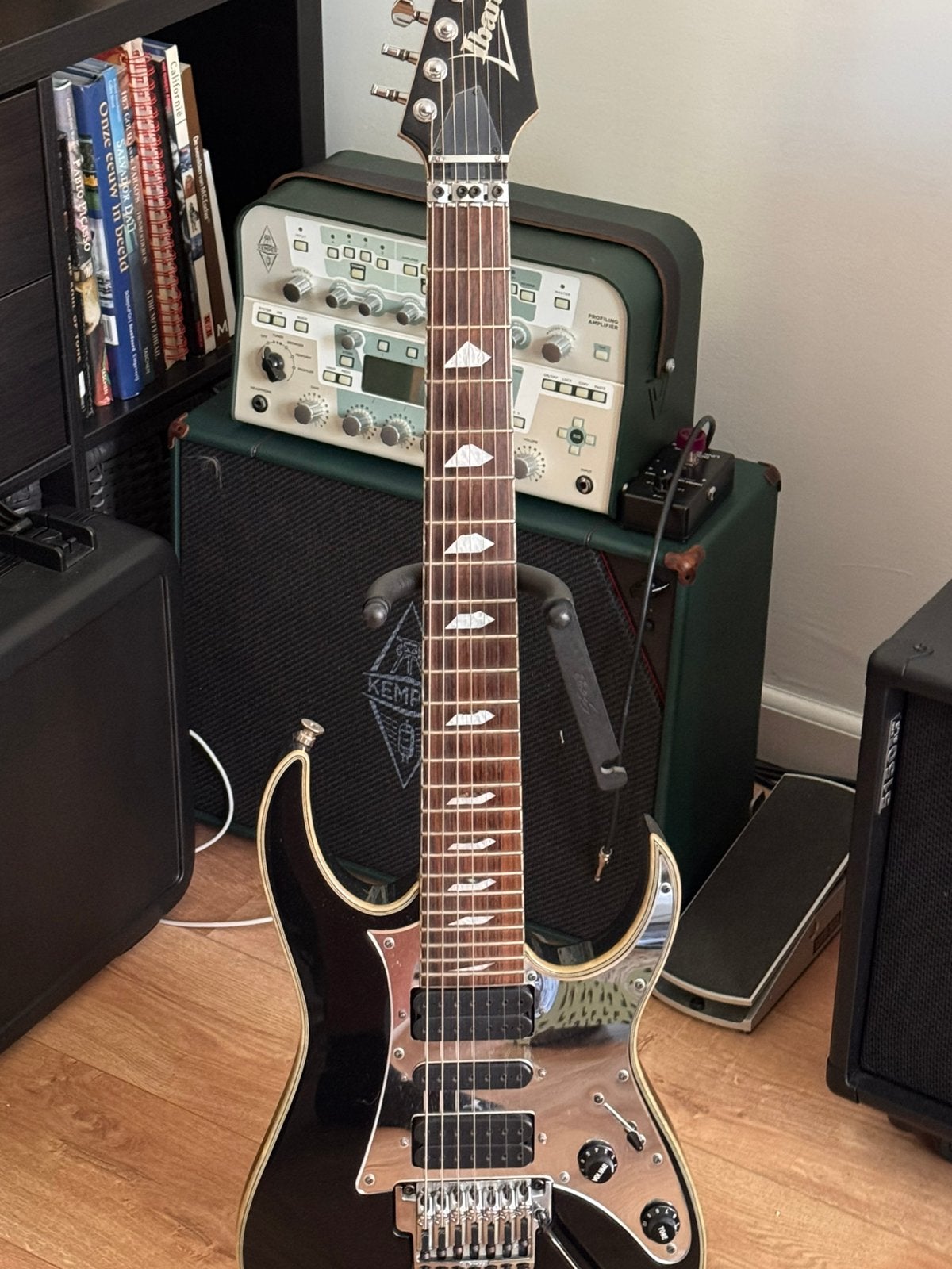 Ibanez Universe UV777P, Ophalen, Zo goed als nieuw, Solid body, Ibanez