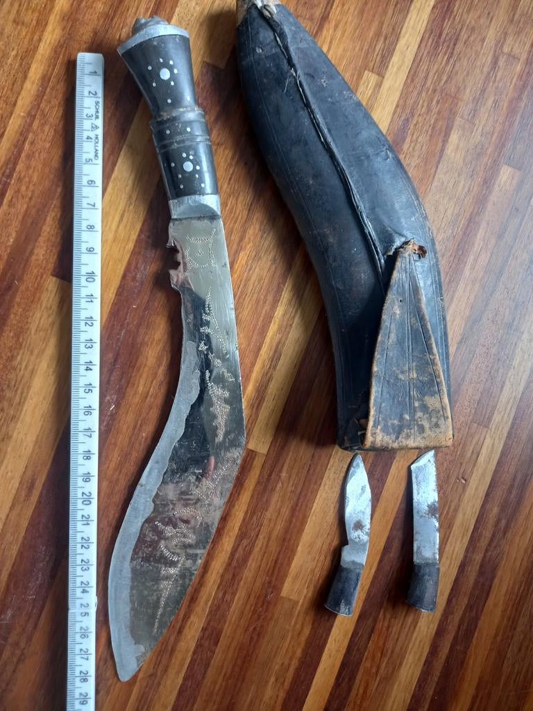 Kukri Dolk, Ophalen, Landmacht, Duitsland, Mes of Dolk