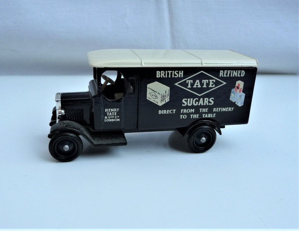 7 modelautos, reklame van Lledo, schaal 1.76 VINTAGE maggi, Verzenden, Nieuw, Auto