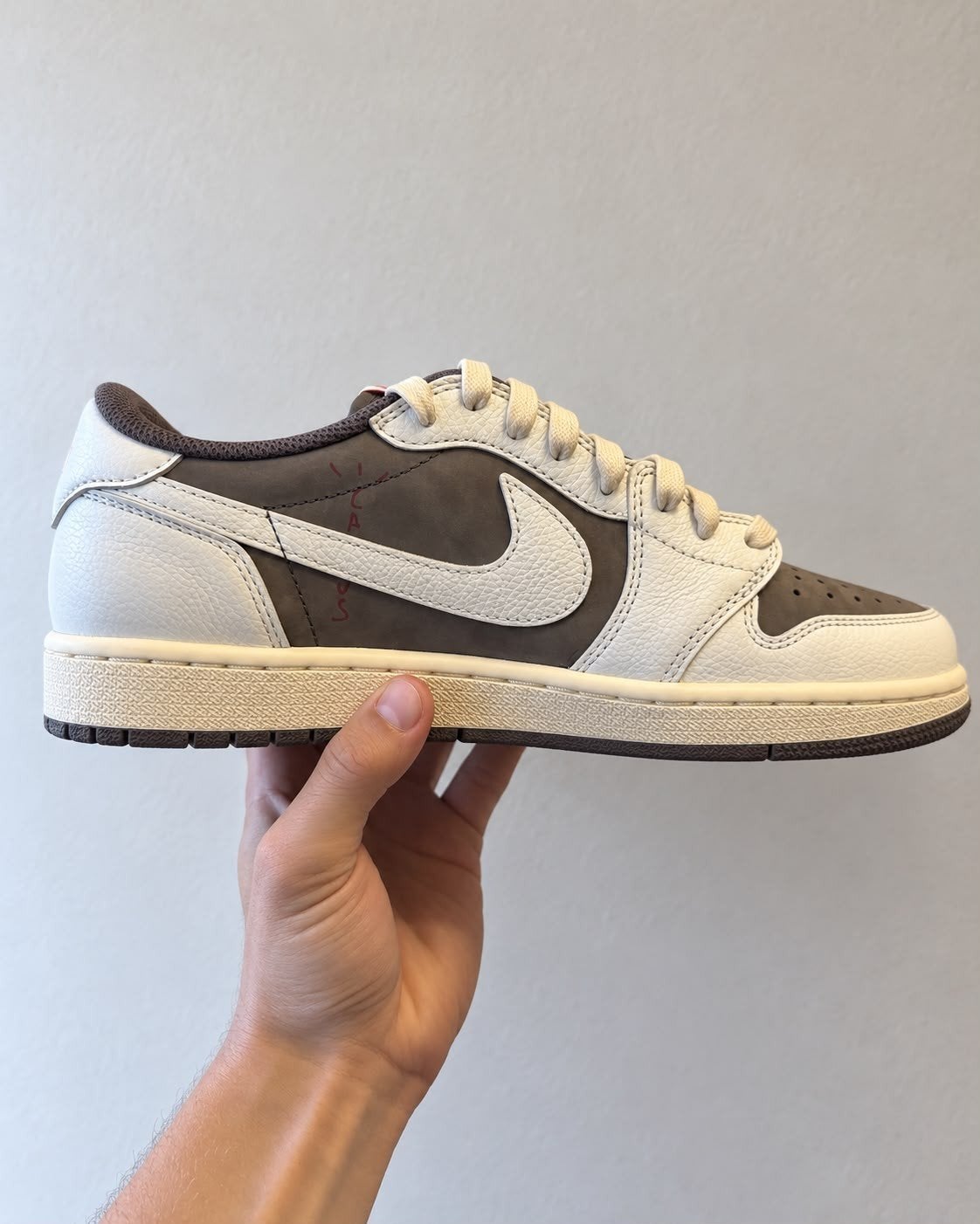 Nike Air Jordan 1 Low x Travis Scott Reverse Mocha, Kleding | Heren, Bruin, Nieuw, Ophalen of Verzenden, Sneakers of Gympen