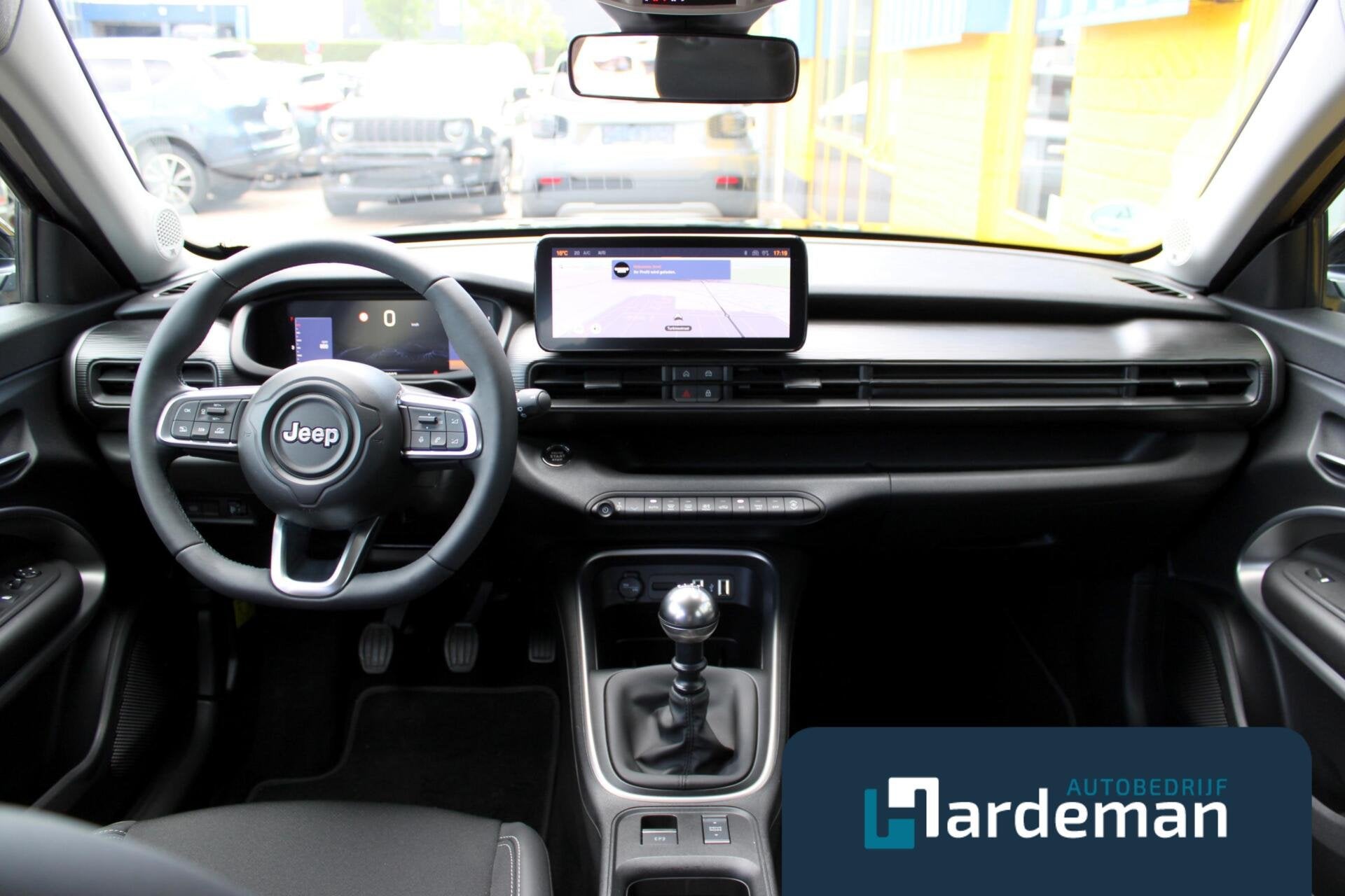 Jeep Avenger 1.2 Altitude Navi Winterpack JBL Carplay, Auto's, Voorwielaandrijving, 101 pk, Gebruikt, Euro 6