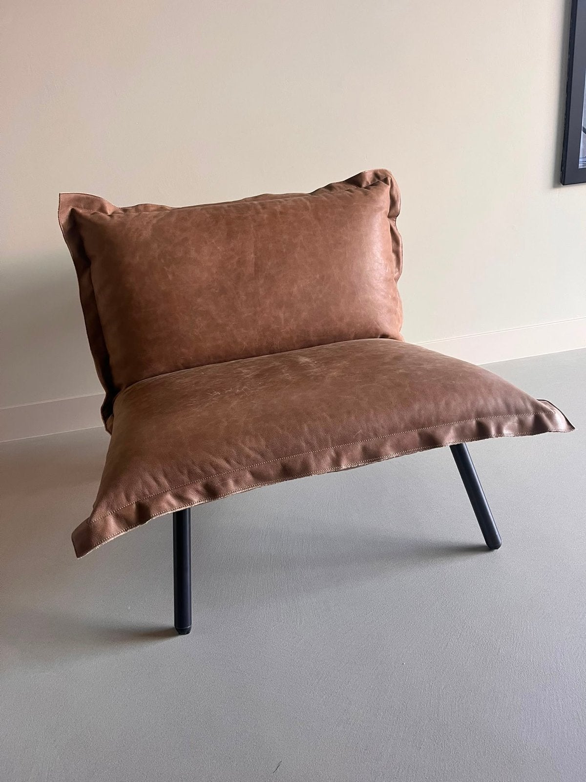Stijlvolle bruine leren lounge stoel, Huis en Inrichting, Stoelen, Ophalen, Bruin, Leer, Zo goed als nieuw