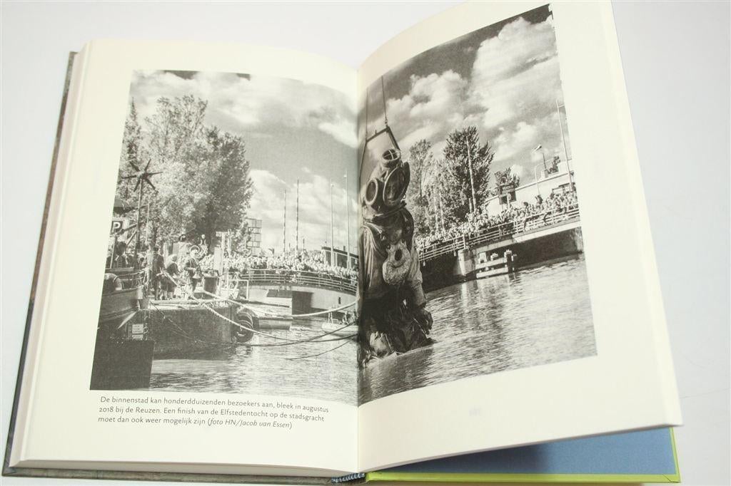 Soa het ut weest — Columns Over Leeuwarden Gebonden, Boeken, Geschiedenis | Stad en Regio, Ophalen of Verzenden, Zo goed als nieuw