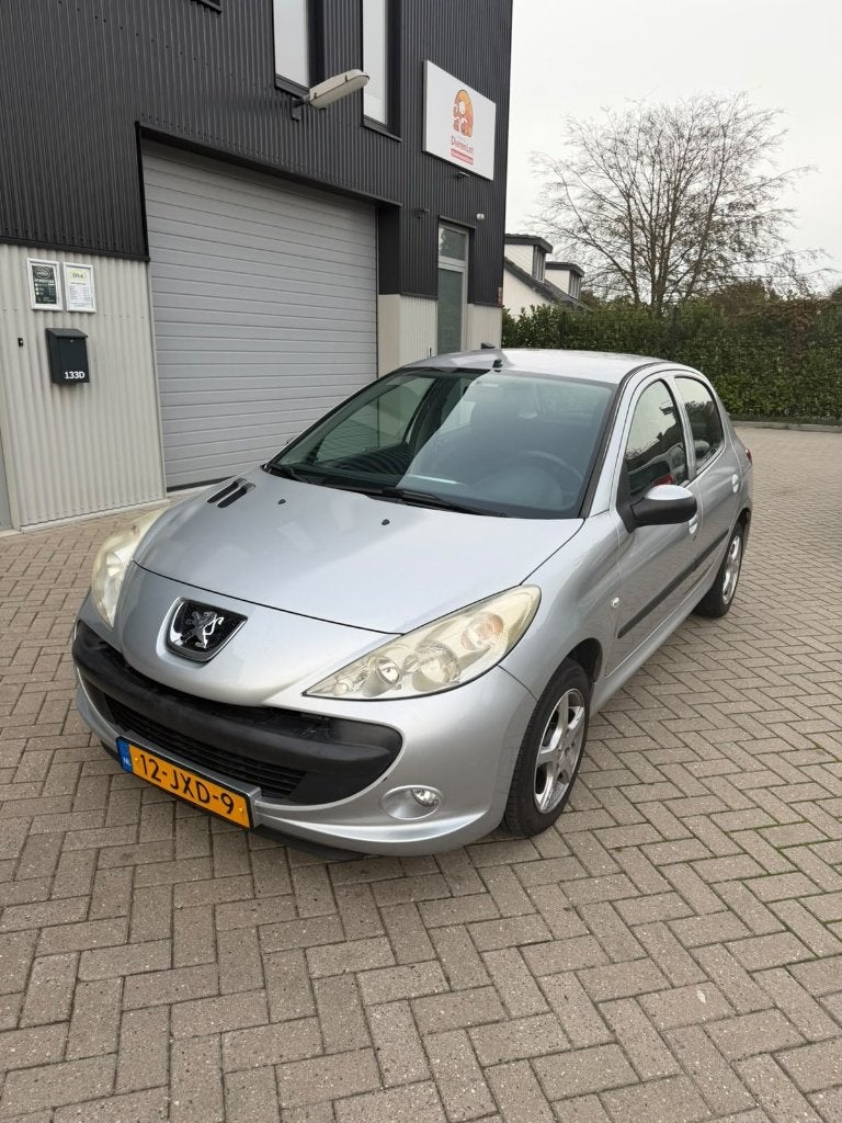 Peugeot 206+ 1.1 5Deurs, 2009 Grijs, Apk tot mei 2027., Voorwielaandrijving, 206+, Origineel Nederlands, Bedrijf