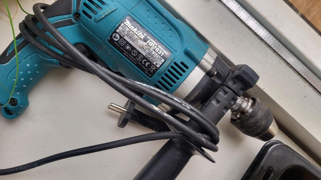 makita HP 1631 klopboor, Doe-het-zelf en Verbouw, Gereedschap | Boormachines, Variabele snelheid, Ophalen, Boormachine, Gebruikt