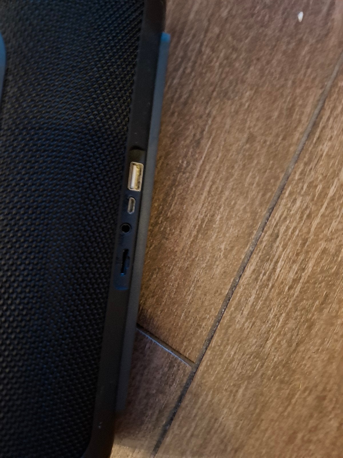 Foto 2 van Draagbare Bluetooth Speaker - Goede Box