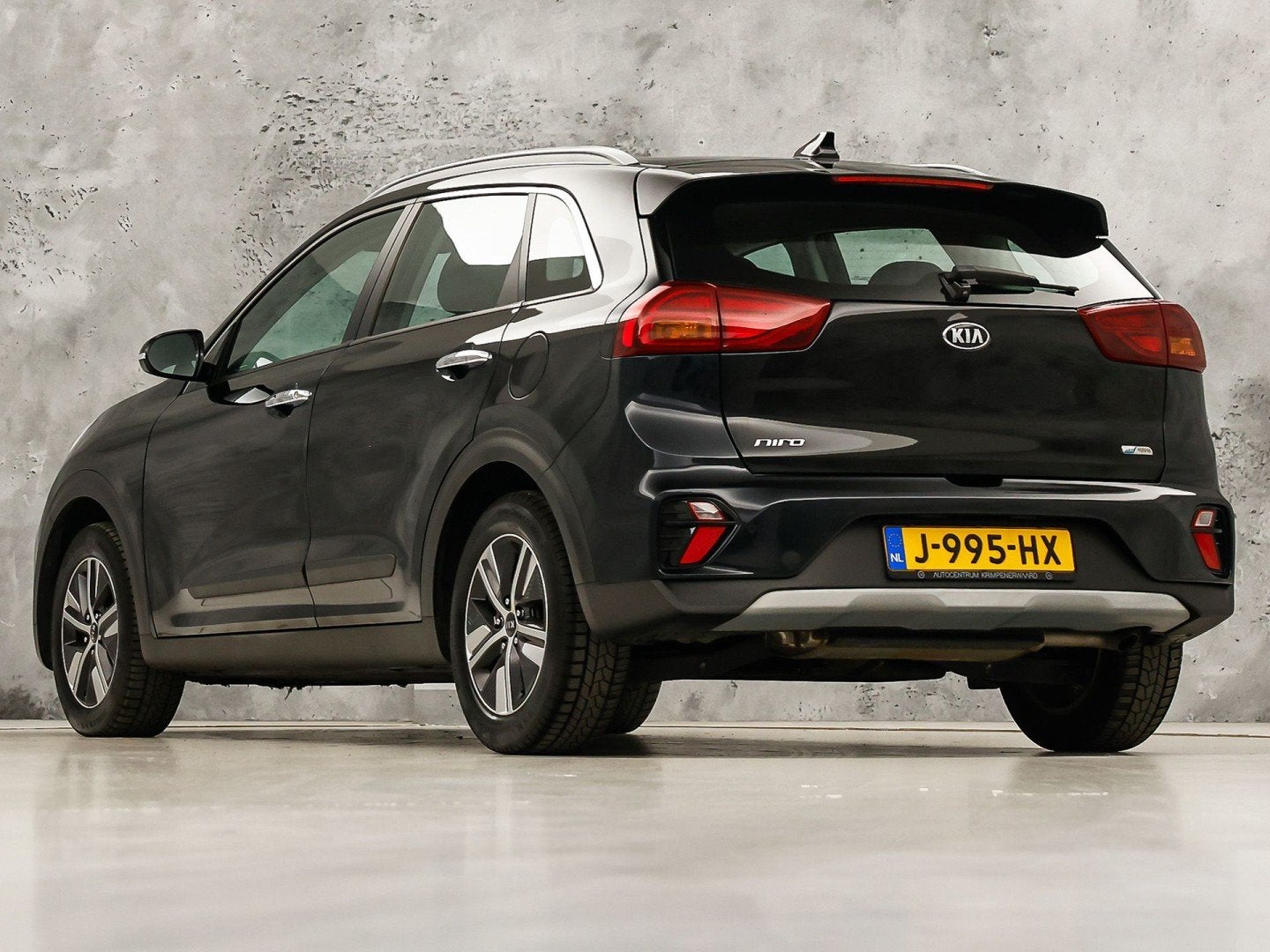 Foto 3 van Kia Niro 1.6 GDi Hybrid DynamicLine Automaat (APPLE CARPLAY,
