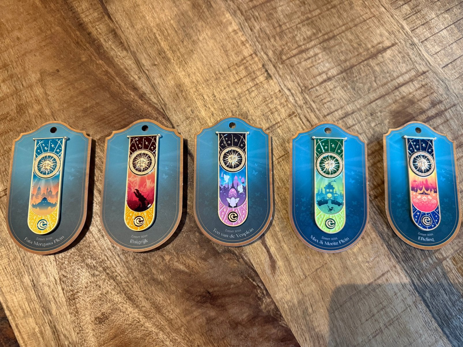 Eftling zomer pins 2026 - 1 t/m 5, Verzenden, Nieuw, Button of Speldje