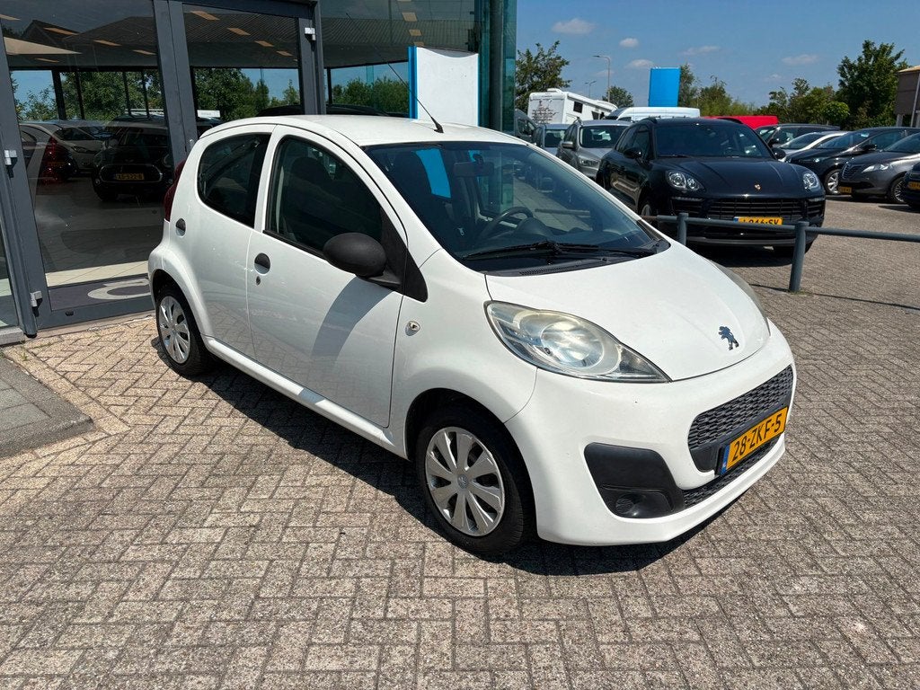 Peugeot 107 1.0 Access Accent, Auto's, Peugeot, Voorwielaandrijving, Euro 5, Gebruikt, Zwart