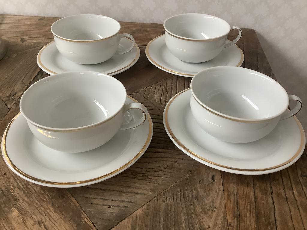 Douwe Egberts kop en schotel 4 stuks met goudkleurige rand, Ophalen of Verzenden, Zo goed als nieuw, Porselein, Kop en/of schotel