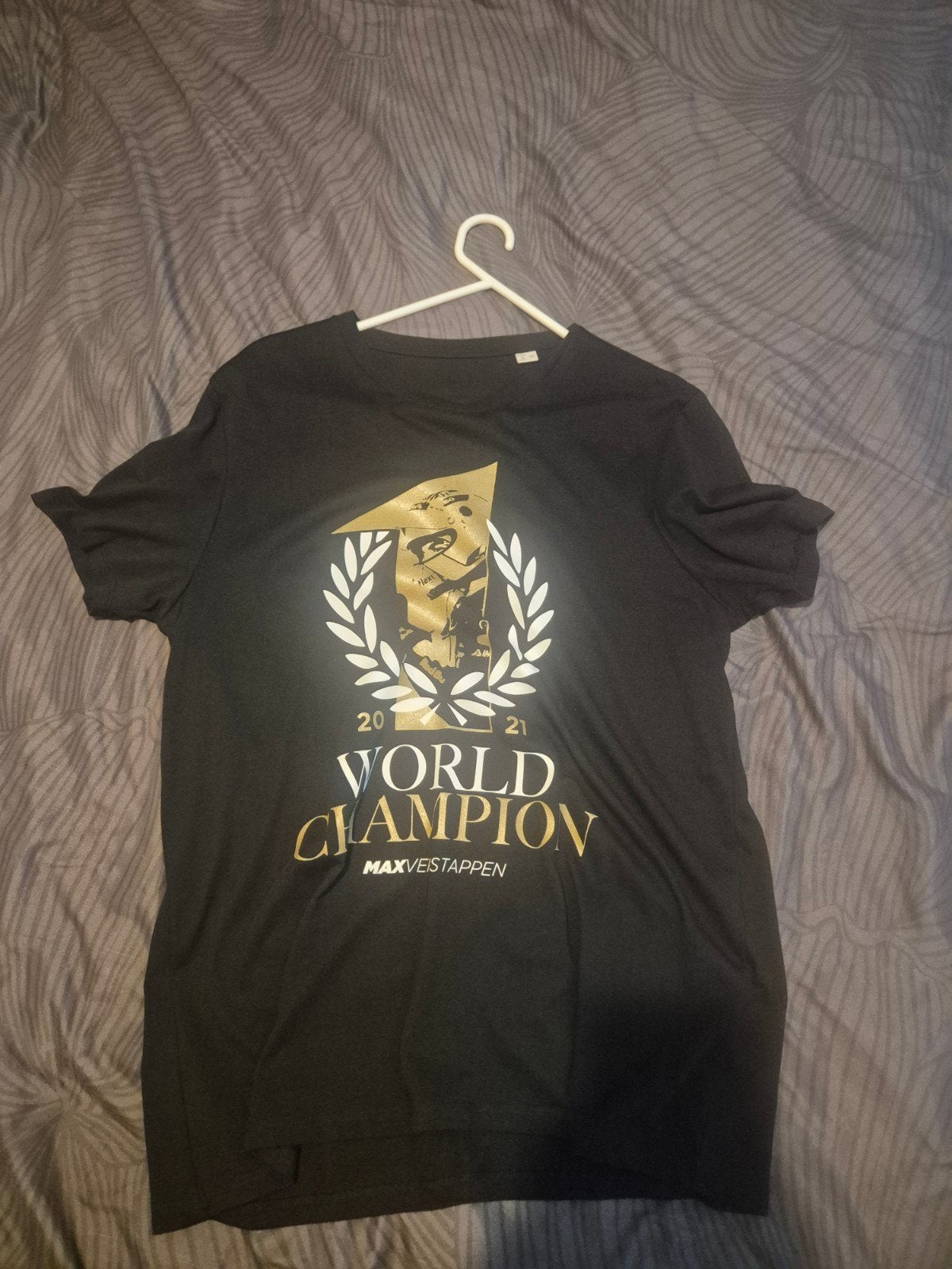 Max Verstappen World Champion 2021 T-shirt - Nieuw, Zwart, Nieuw, Ophalen of Verzenden, Overige maten