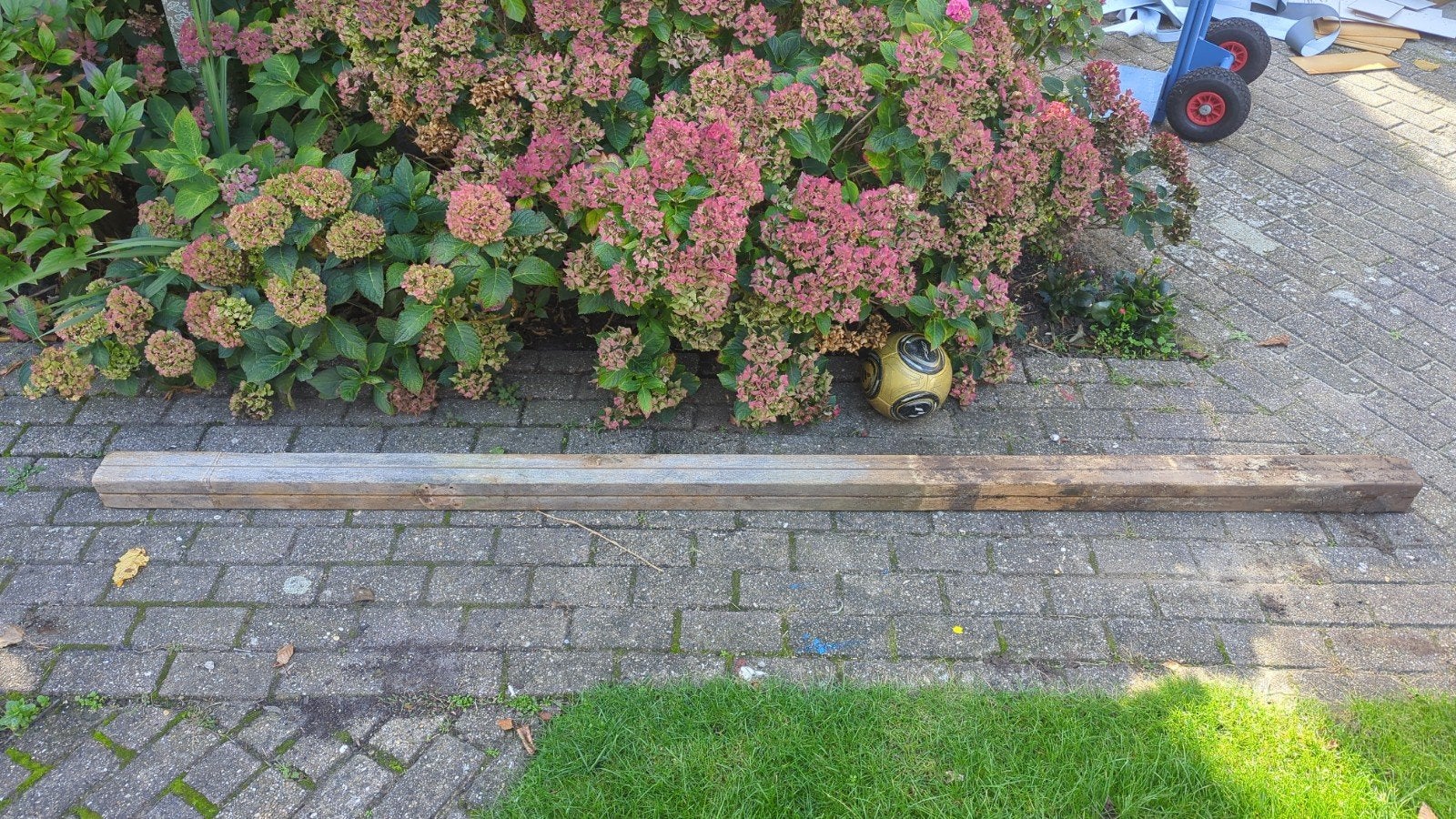 Gebruikte houten balk. hardhout., Doe-het-zelf en Verbouw, Ophalen, Gebruikt, 50 mm of meer, Balk