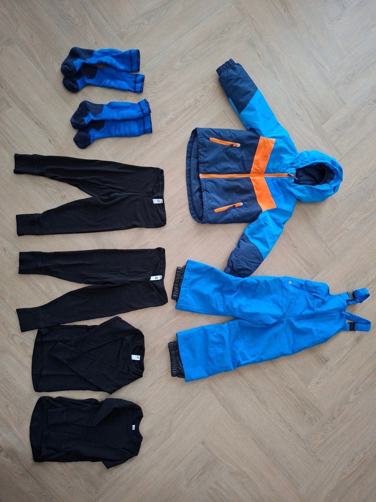 Complete ski outfit maat 98/104 met thermo en sokken, Ophalen of Verzenden