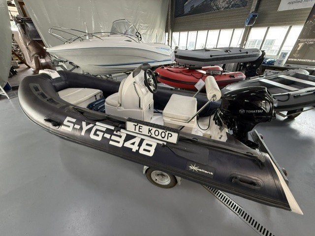Complete rubberboot 3,90 nieuwe 20 PK Tohatsu en trailer, Gebruikt, 4 m, Exellent, Peddels