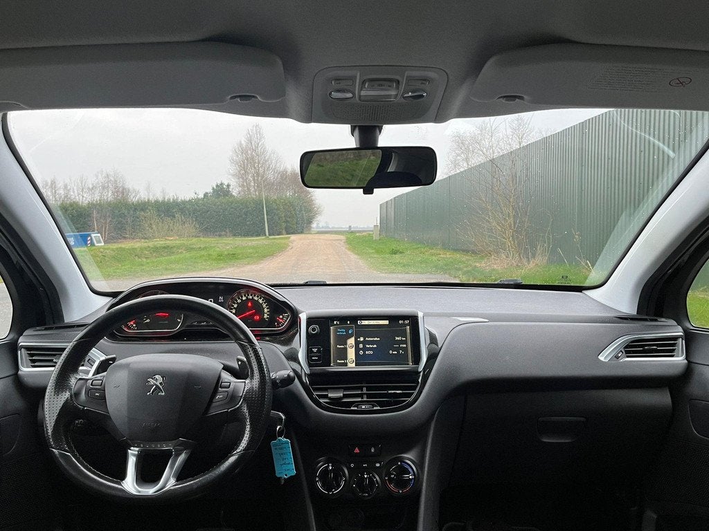 Peugeot 208 1.2 e-VTi Oxygo MOTORLAMPJE BRAND & GEBRUIKSSPOR, Euro 5, Stof, 1199 cc, 82 pk