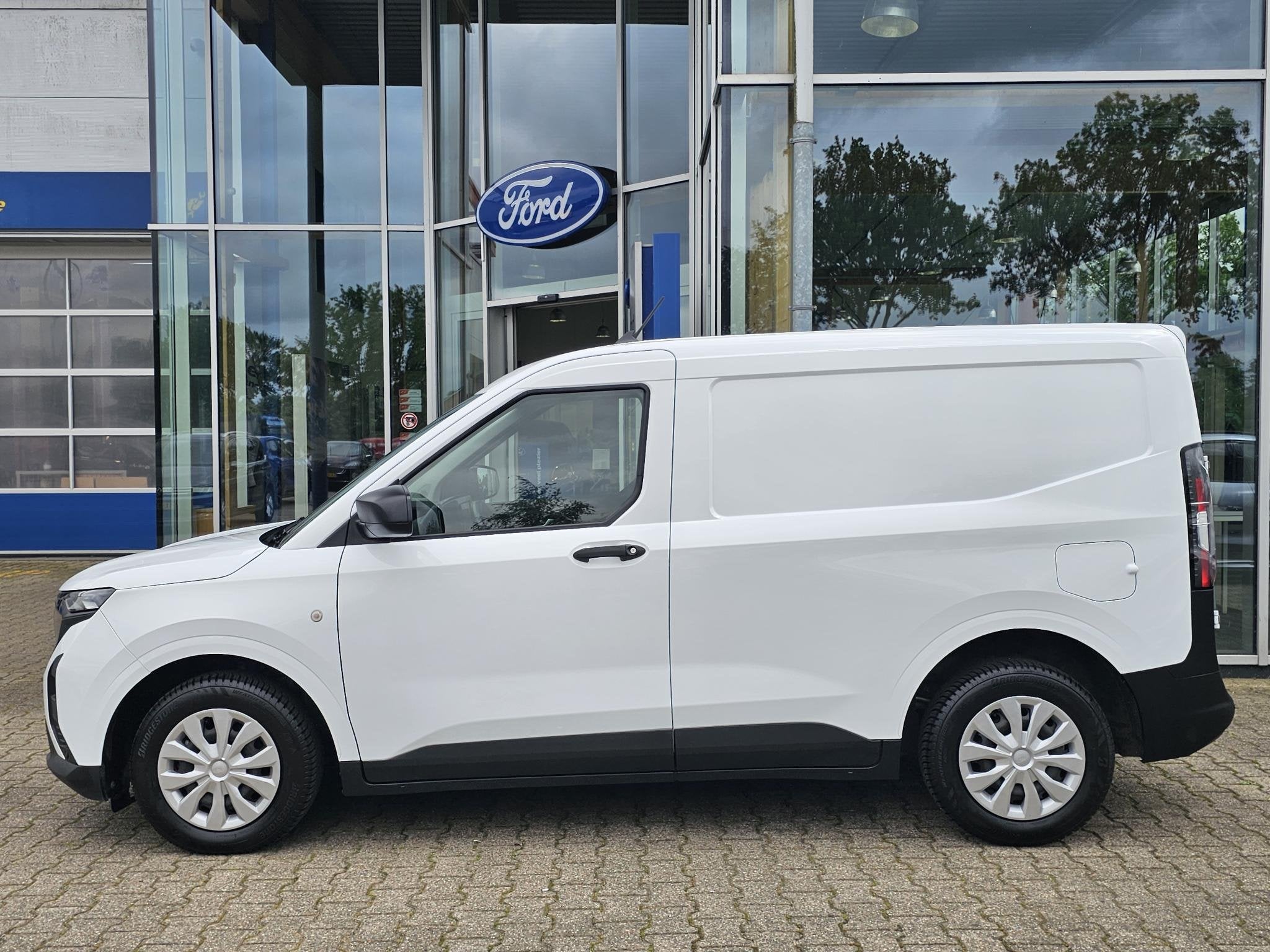 Ford Transit Courier 1.0 EcoBoost Trend, Auto's, Voorwielaandrijving, Gebruikt, Euro 6, Bedrijf
