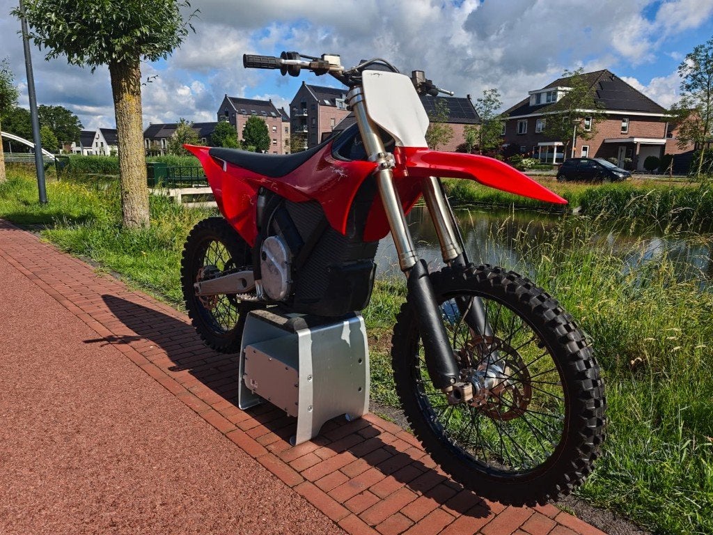 Stark Varg MX Alpha 80pk | Garantie tot november 2027, Overige merken, Gebruikt, Ophalen of Verzenden, 1 versnellingen