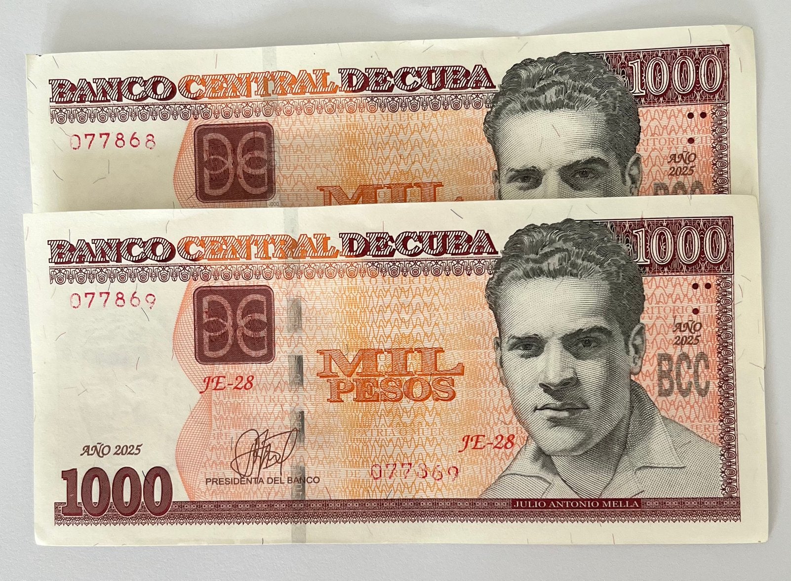 Cuba 2x 1.000 Pesos 2025 oplopende nummers lichtgebruikt, Verzenden, Midden-Amerika, Los biljet