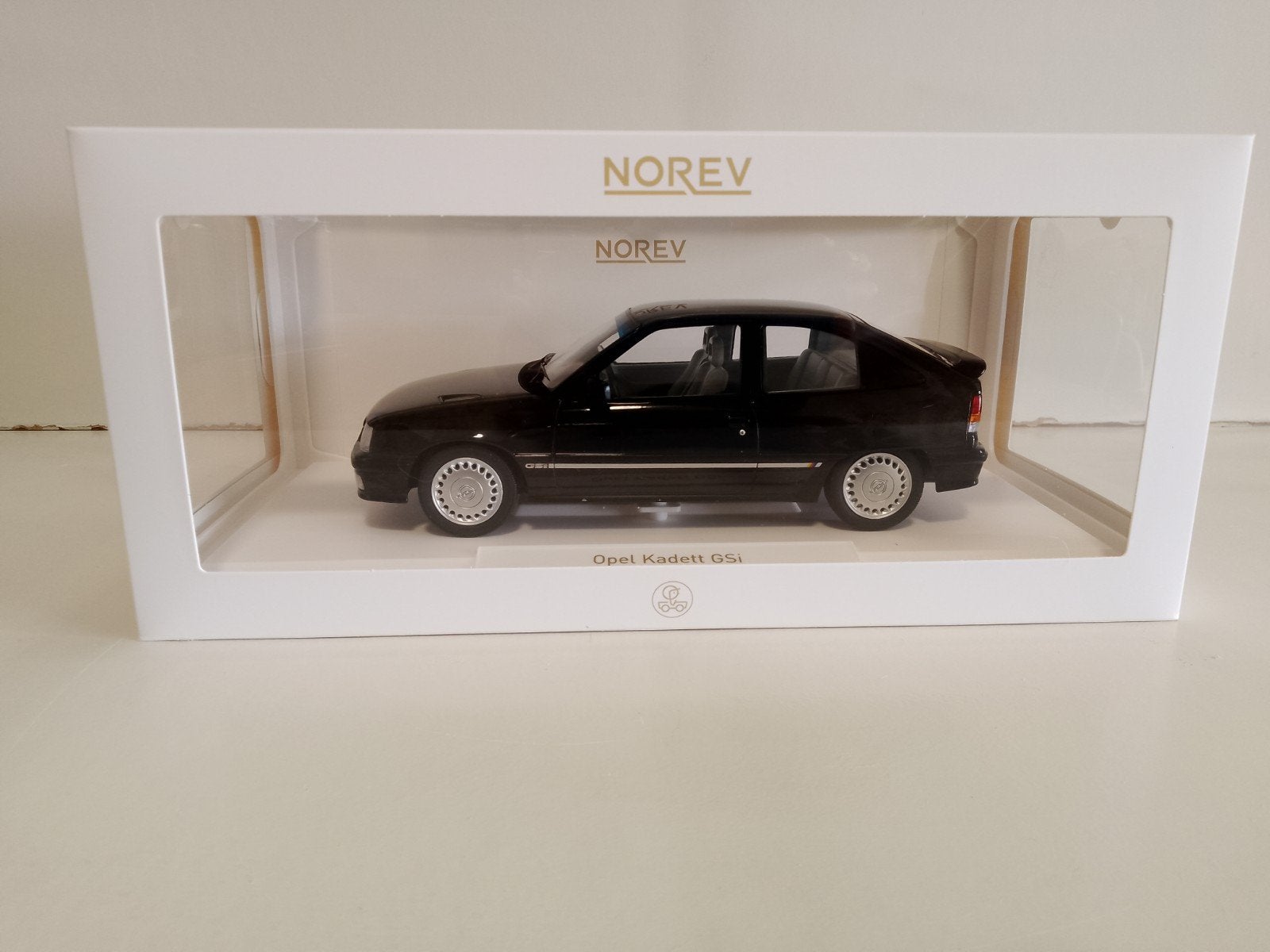 Norev - 91" Opel kadet Gsi zwart 1:18, Hobby en Vrije tijd, Modelauto's | 1:18, Ophalen of Verzenden, Nieuw, Auto, Norev