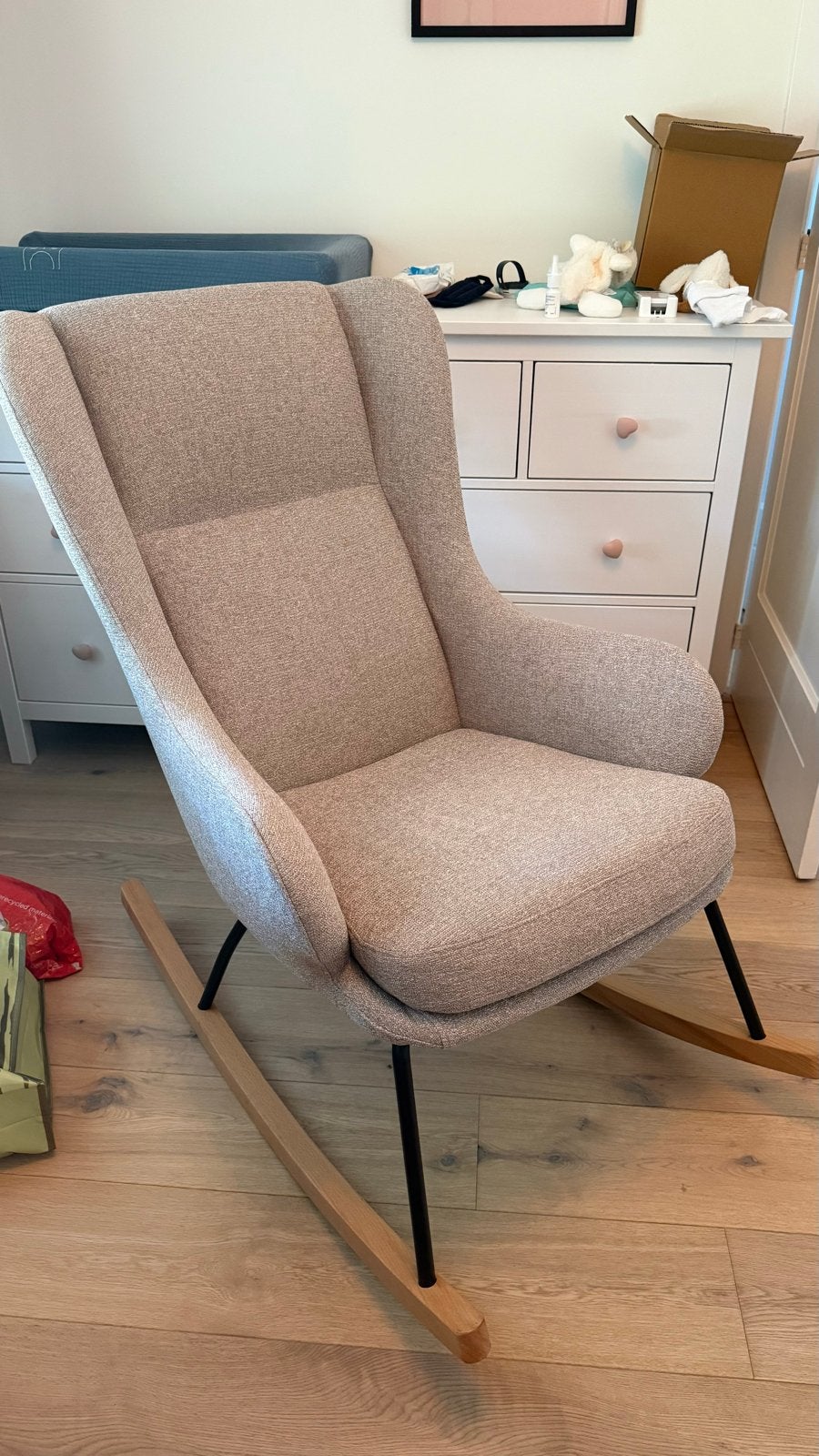 Kave Home schommelstoel, Ophalen, 75 tot 100 cm, Zo goed als nieuw, 50 tot 75 cm