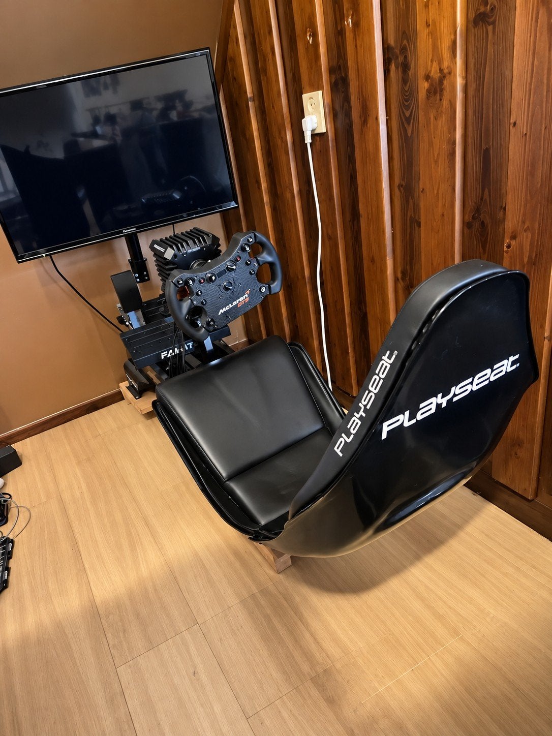 Playseat met Fanatec CSL Elite Racing Wheel en Pedalen, Ophalen, Overige merken, Zo goed als nieuw
