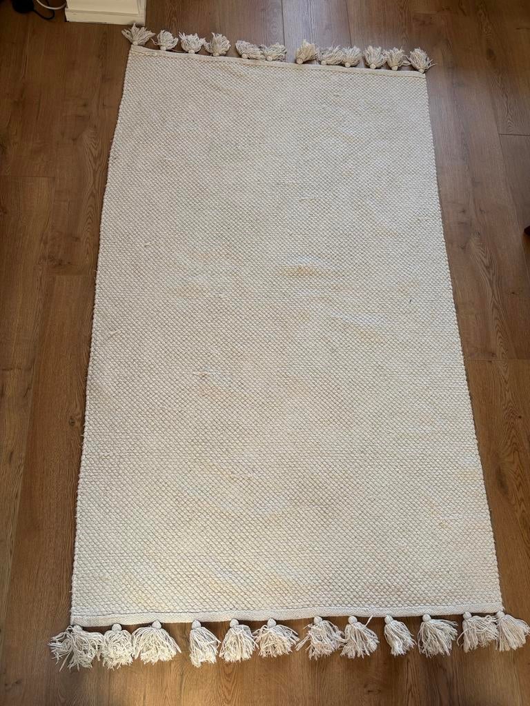 Crèmekleurig vloerkleed met kwastjes, Ophalen, 100 tot 150 cm, Zo goed als nieuw, Crème