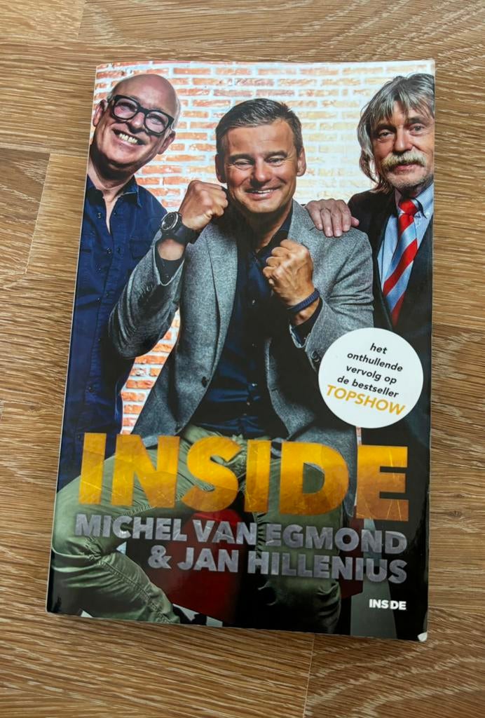 Boek voetbal inside, Ophalen of Verzenden, Zo goed als nieuw, Balsport