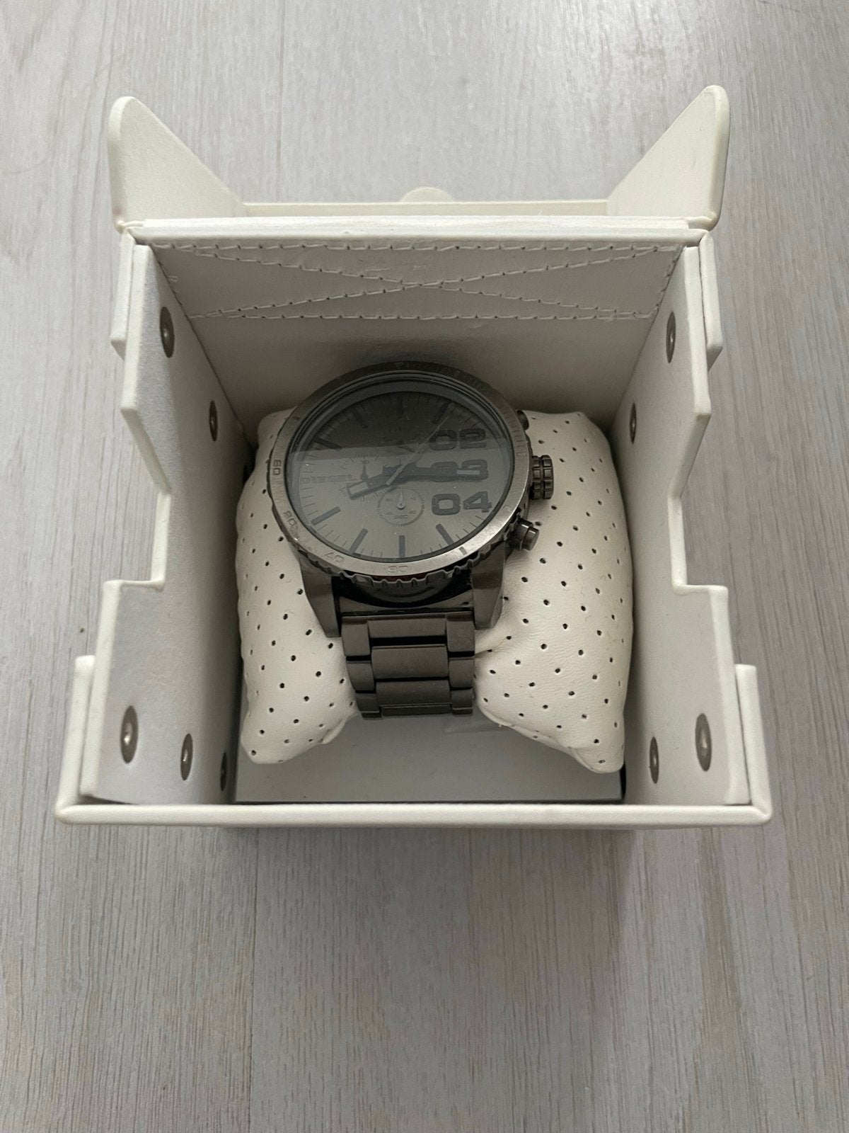 Diesel Herenhorloge - Grijs/Zwart - Zo goed als nieuw, Sieraden, Tassen en Uiterlijk, Overige merken, Staal, Polshorloge, Ophalen of Verzenden