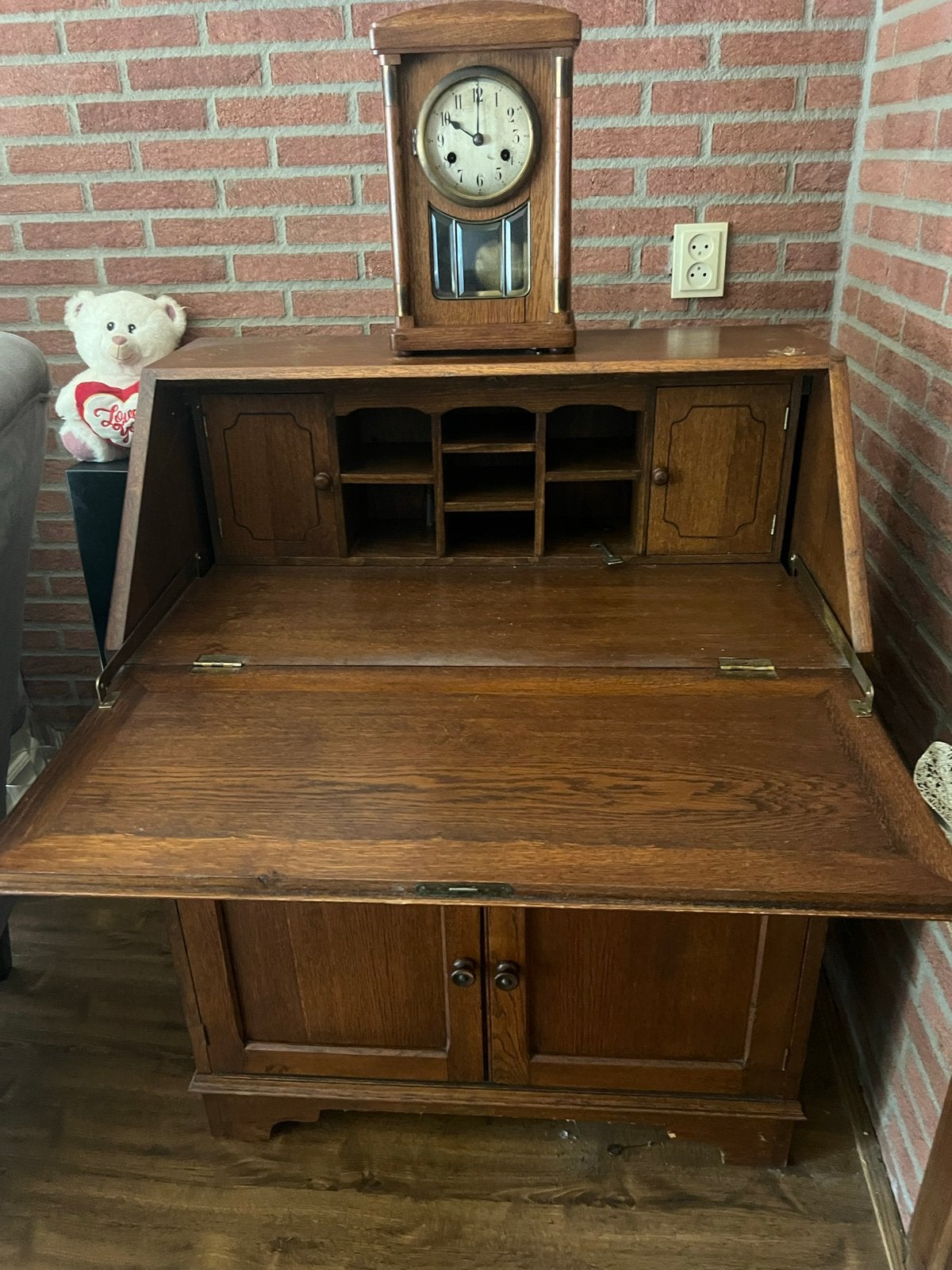 Antiek eikenhouten secretaire met opbergruimte, Ophalen
