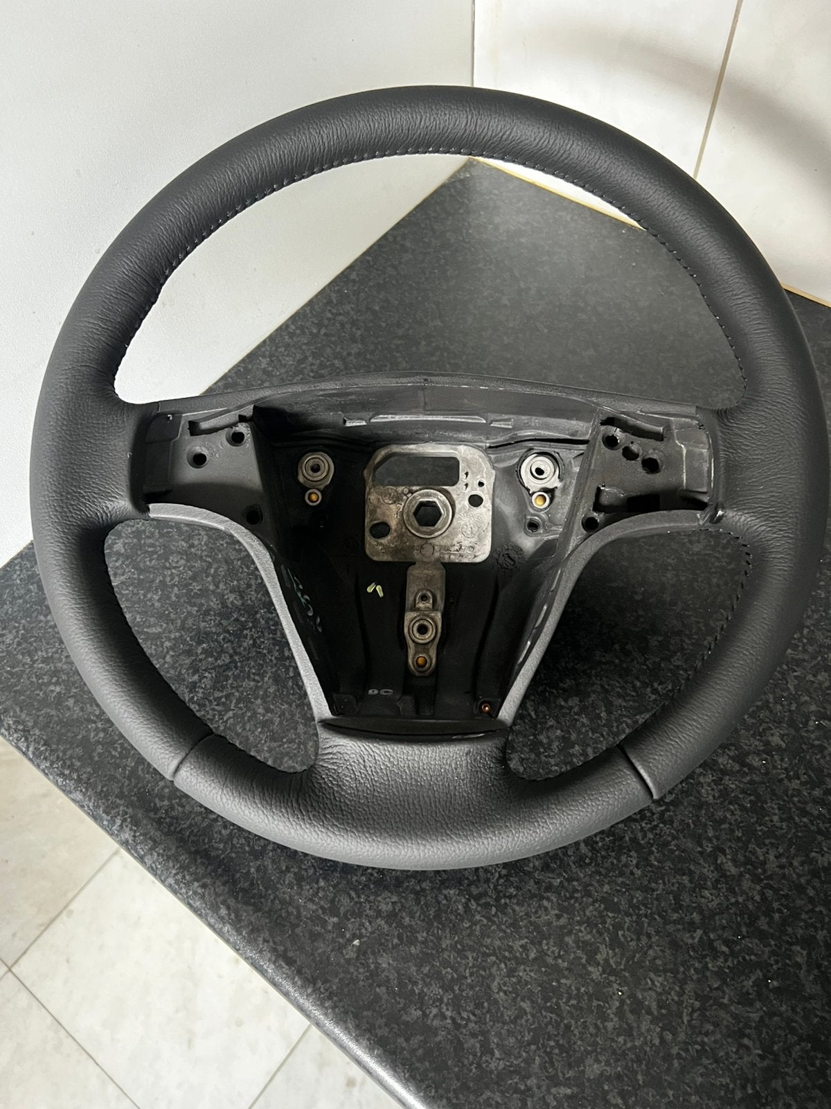 Volvo V50 lederen stuur NIEUW!, Auto-onderdelen, Ophalen of Verzenden, Nieuw, Volvo