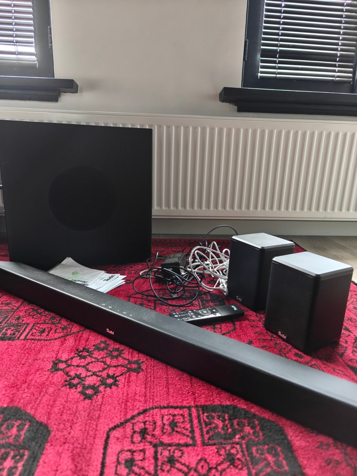 TEUFEL CINEBAR 11 Surround 4.1-Set. Soundbar/subwoofer/speak, Soundbar, 70 watt of meer, Zo goed als nieuw, Overige spelers