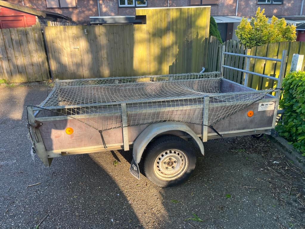 Originele ruime Hapert aanhangwagen, Ophalen, Zo goed als nieuw