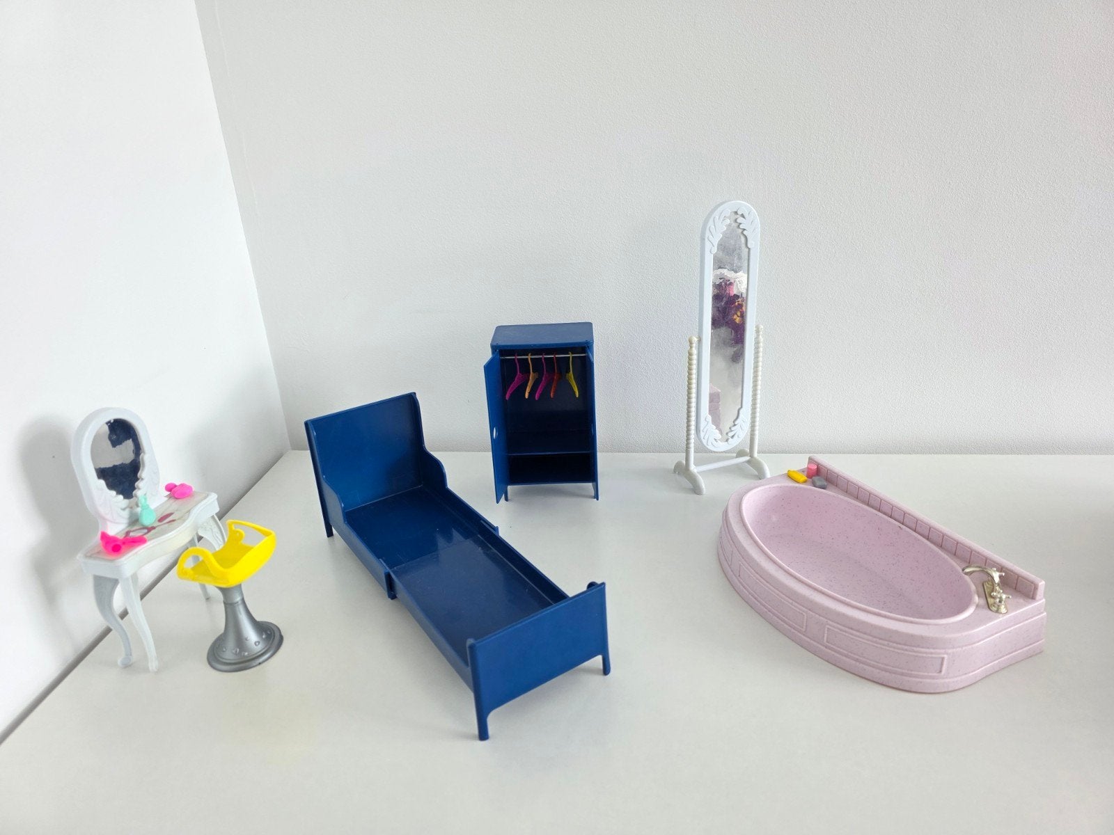 Barbie meubels: slaap- en badkamer, Ophalen of Verzenden, Gebruikt, Barbie